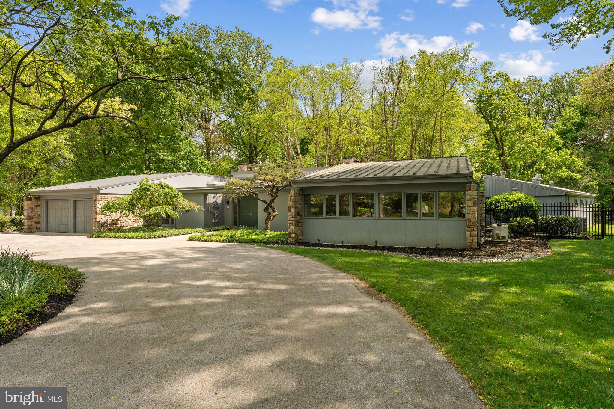 Bryn Mawr, PA 19010,721 JOHN BARRY DR