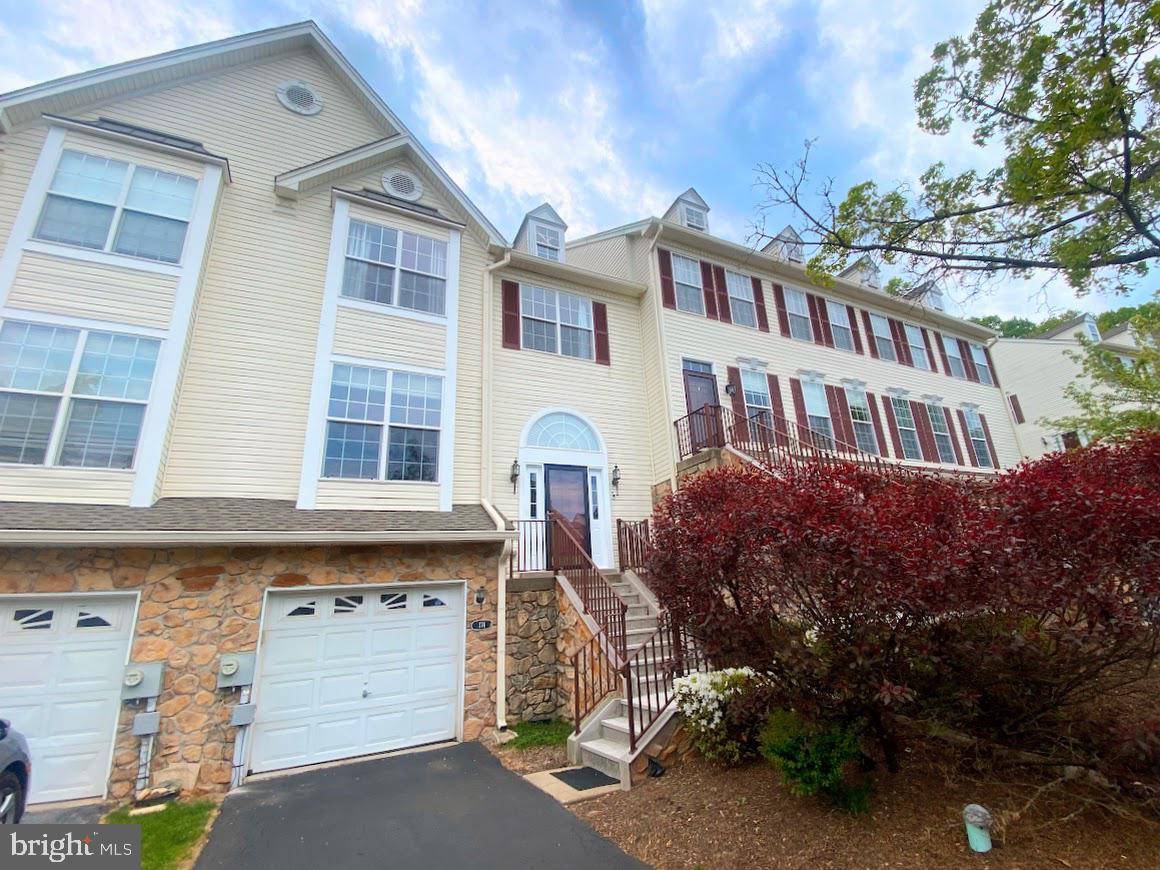 West Chester, PA 19380,174 FRINGETREE DR