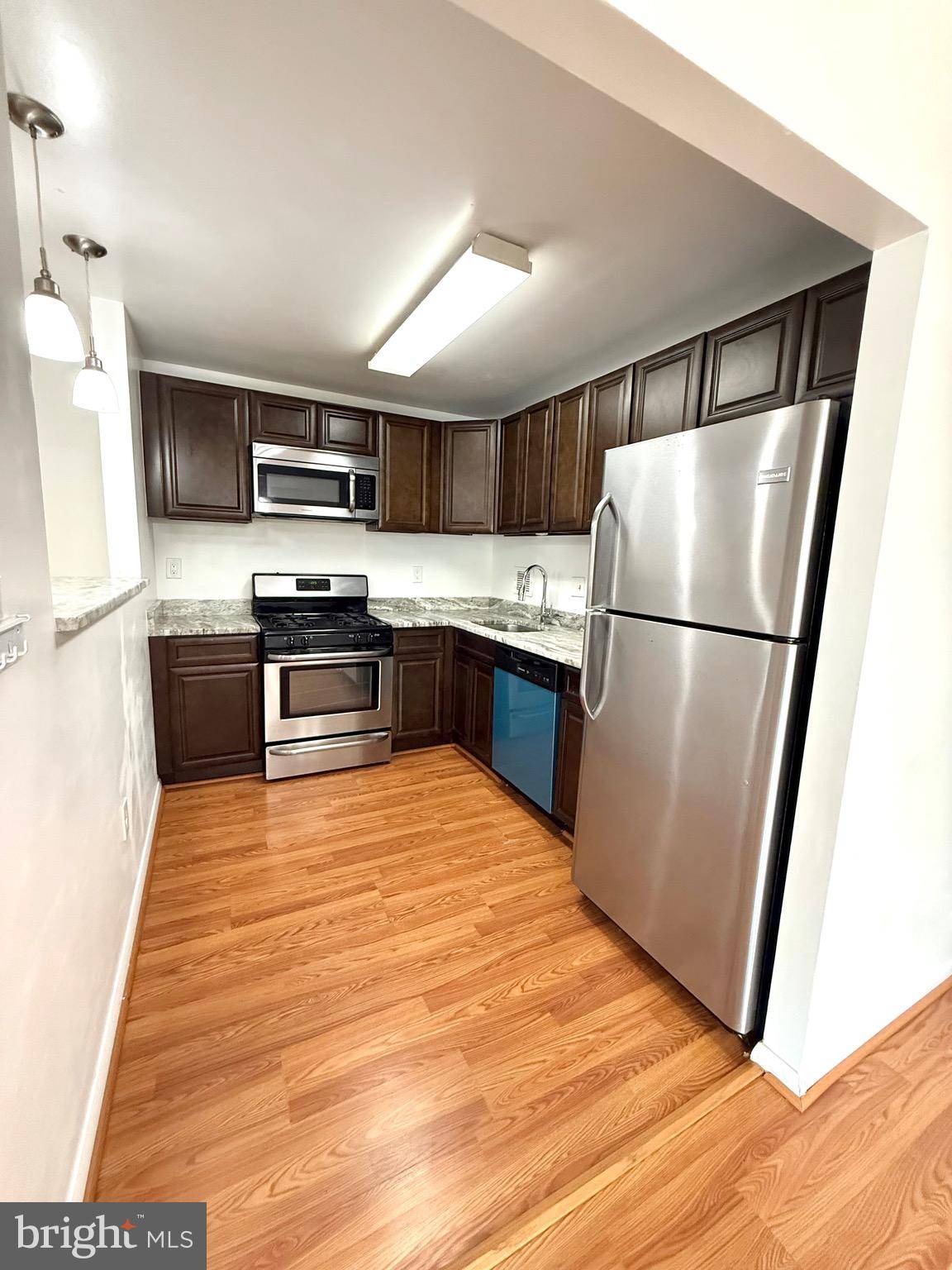 Falls Church, VA 22041,6133 LEESBURG PIKE #301