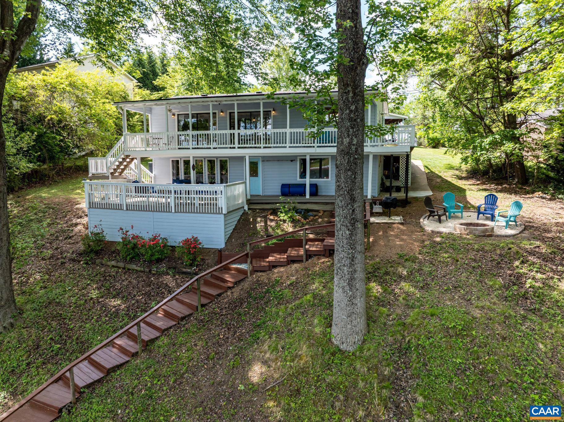 Moneta, VA 24121,127 HEARTHSIDE ST