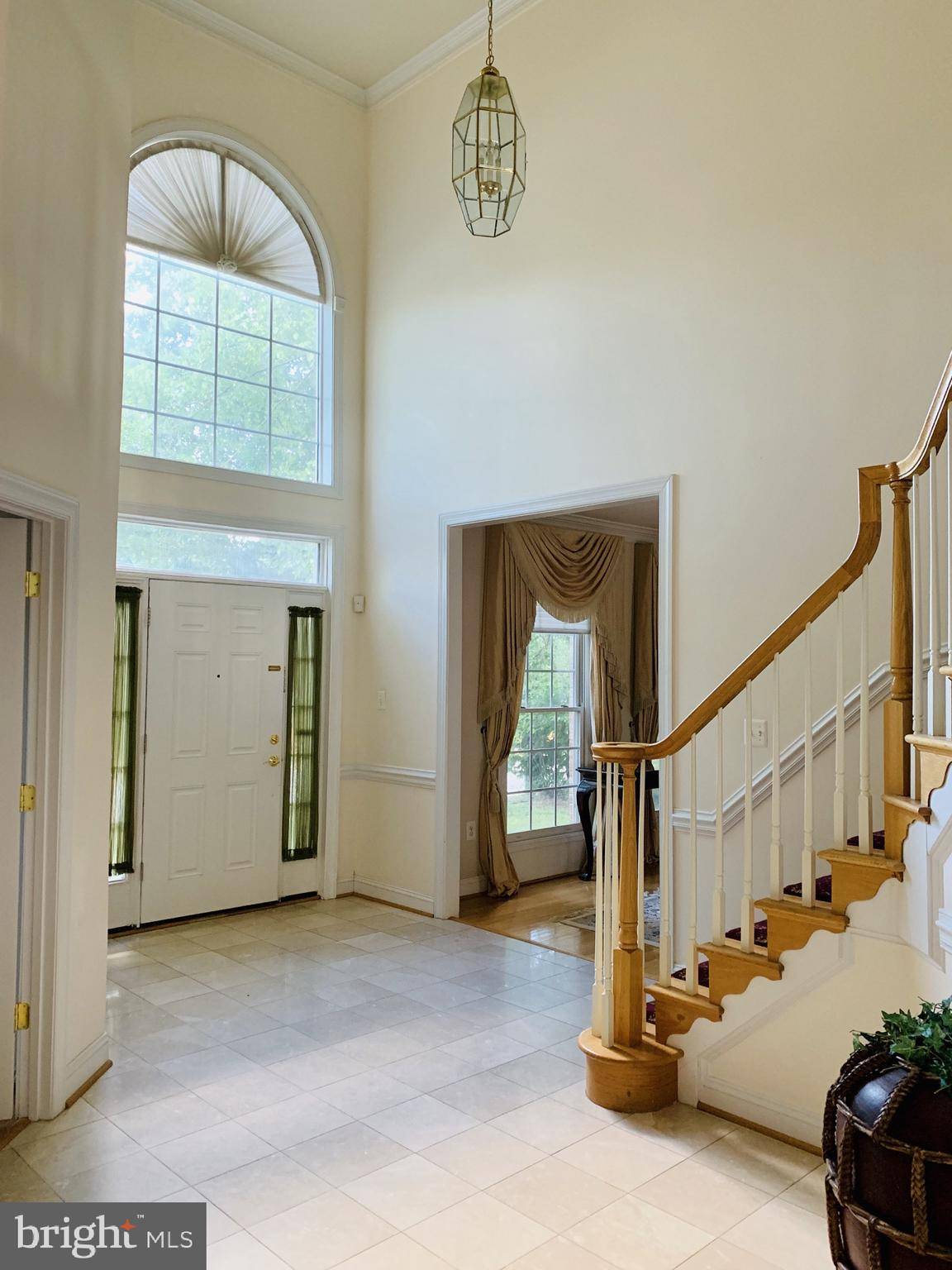 Vienna, VA 22182,2040 MADRILLON RD