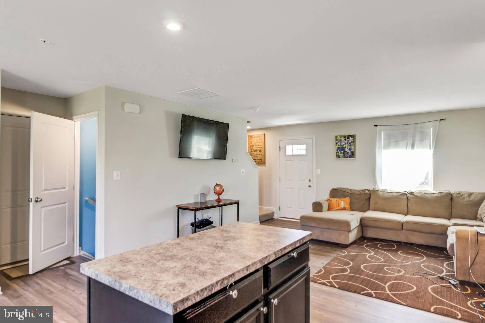 Middle River, MD 21220,10005 CLAIRVIEW LN