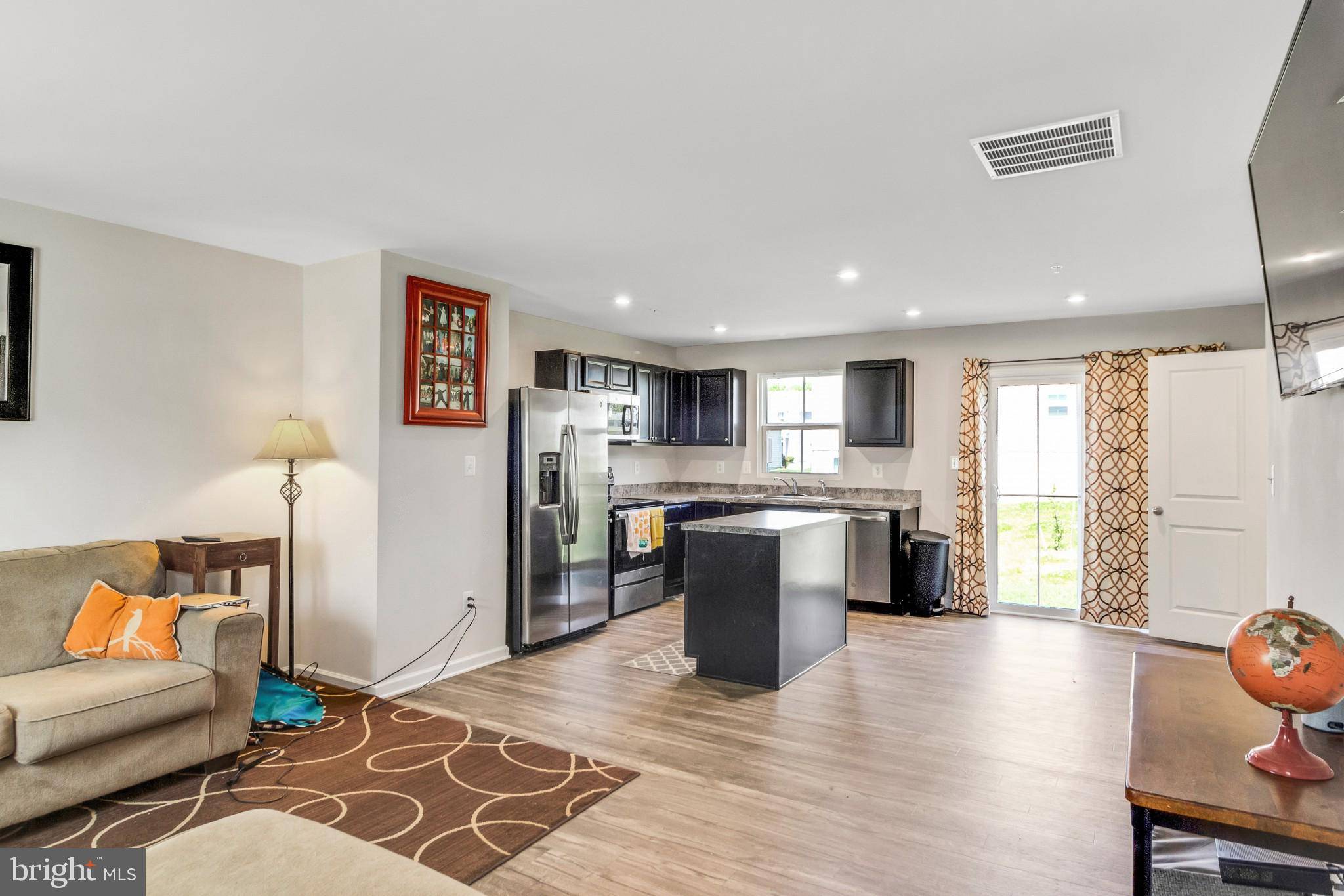 Middle River, MD 21220,10005 CLAIRVIEW LN
