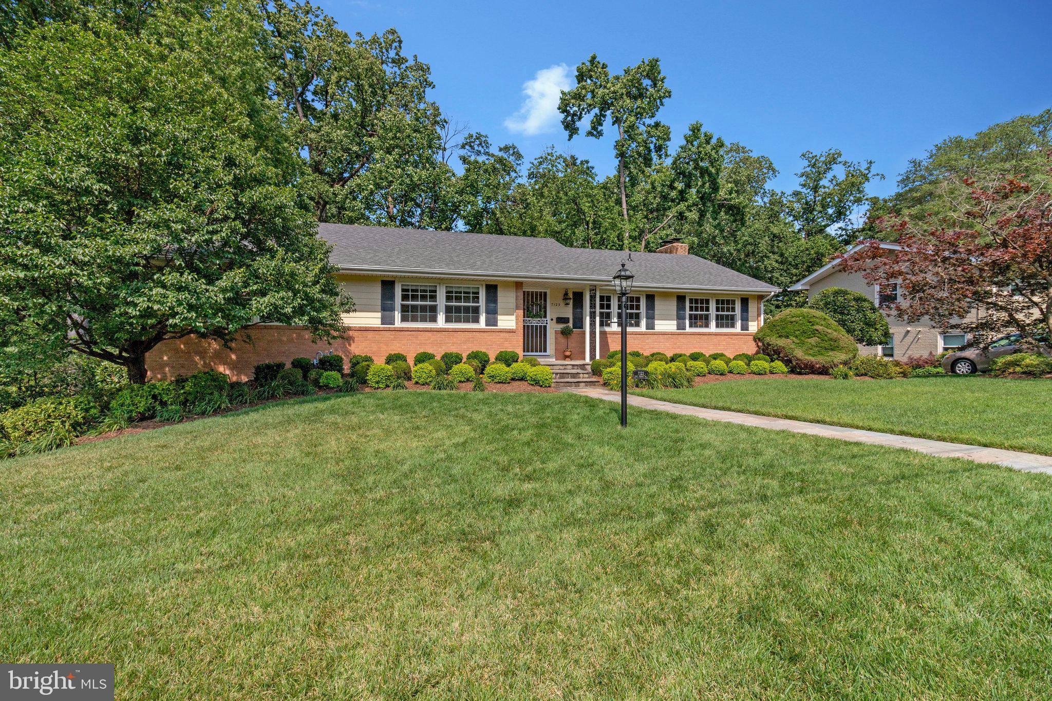 Alexandria, VA 22307,7123 PARK TERRACE DR