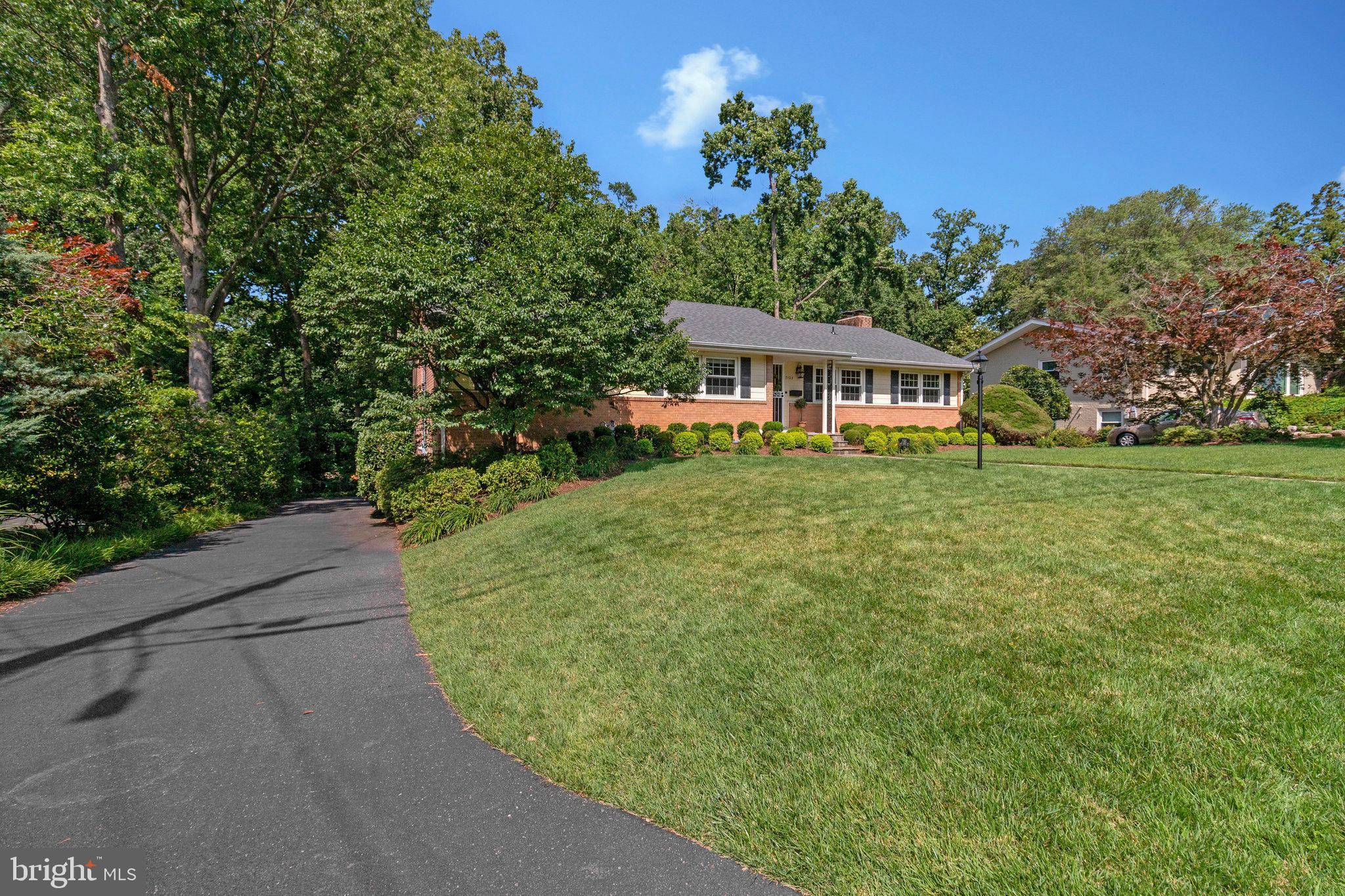 Alexandria, VA 22307,7123 PARK TERRACE DR