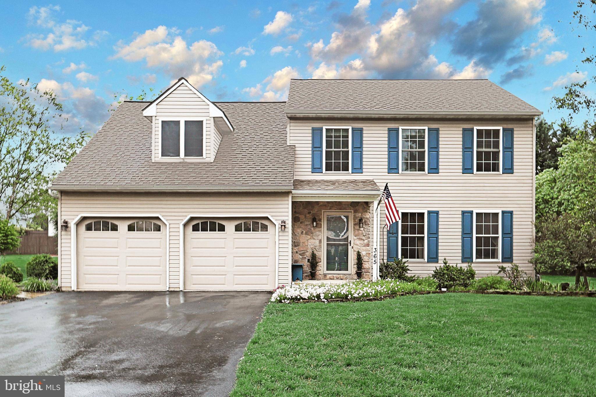 Mount Wolf, PA 17347,365 APPLE TREE LN