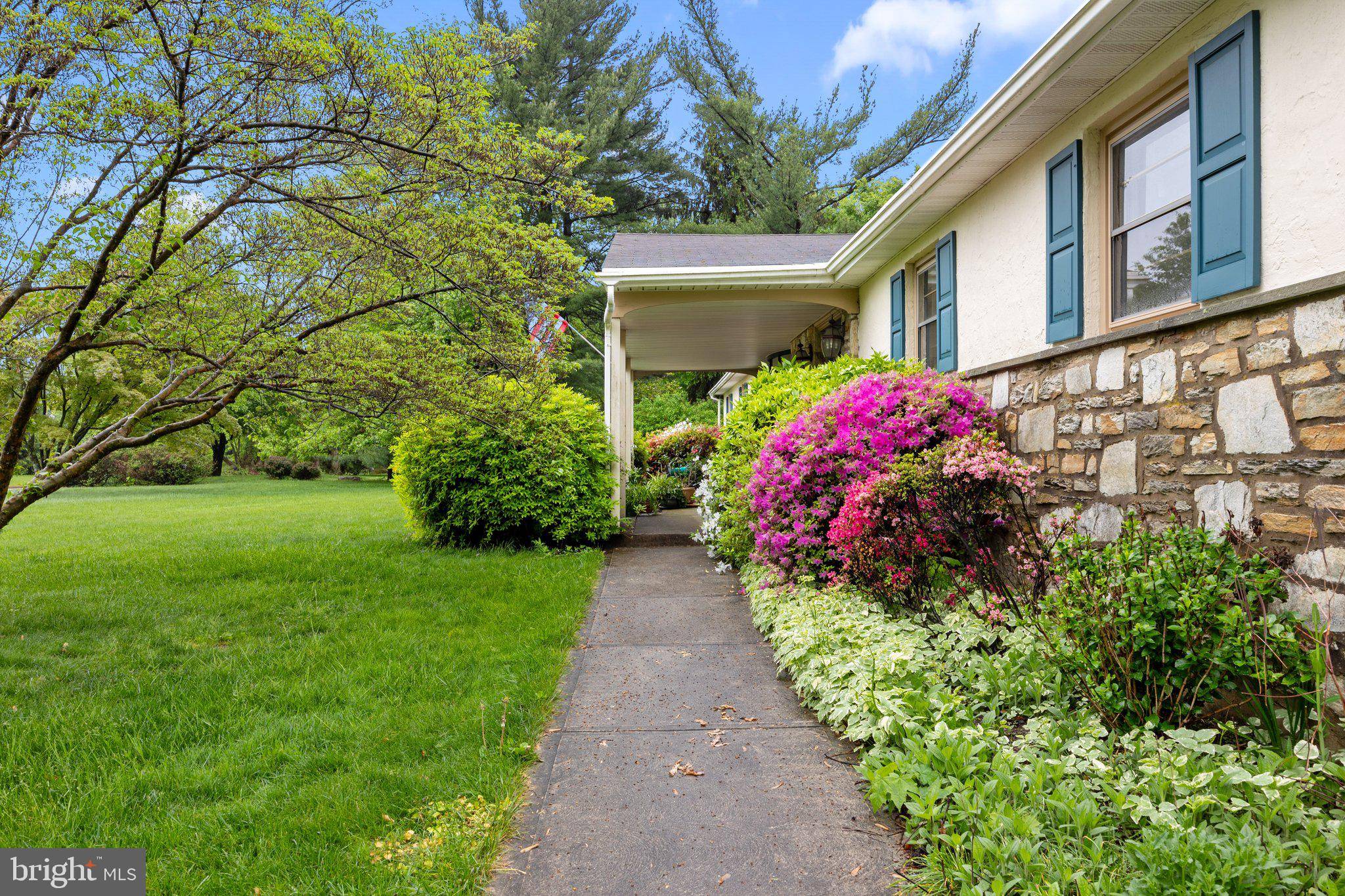 Newtown, PA 18940,763 LINTON HILL RD