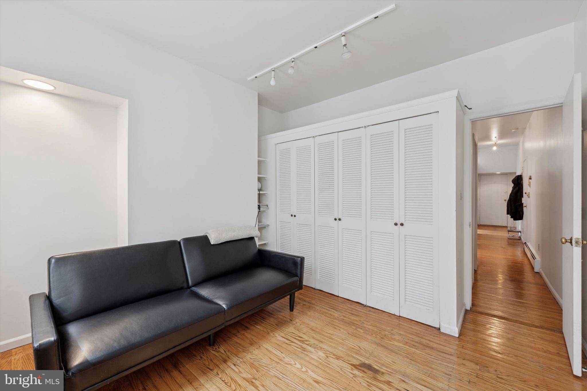 Philadelphia, PA 19107,328 S JUNIPER ST