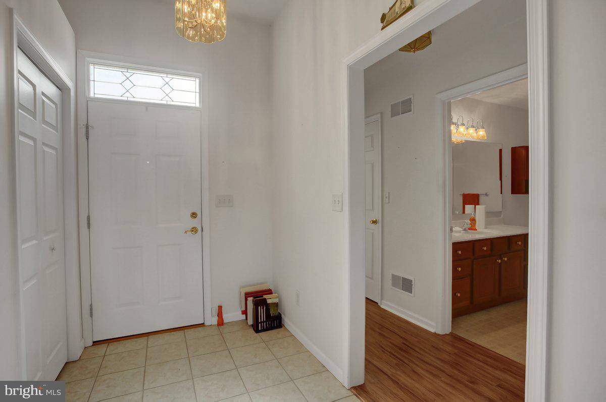 Chambersburg, PA 17201,169 LANTERN LANE