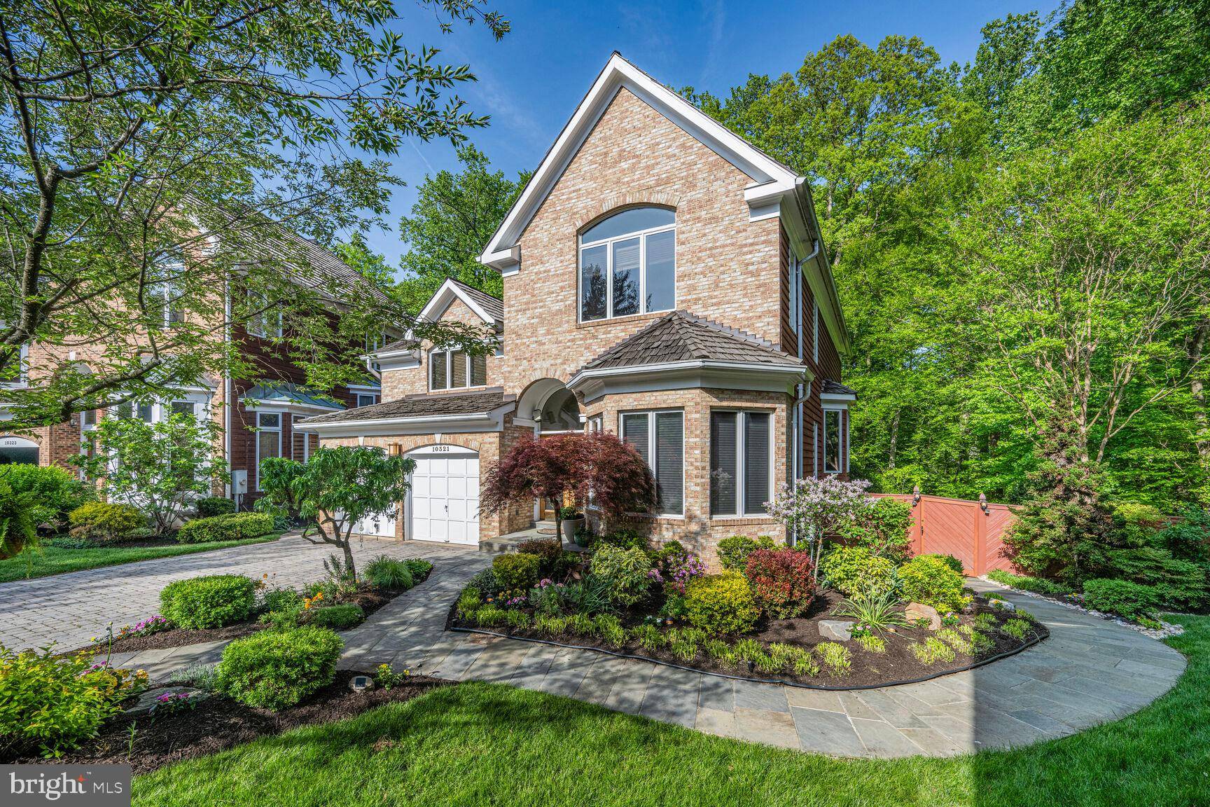 Bethesda, MD 20814,10321 THORNBUSH LN