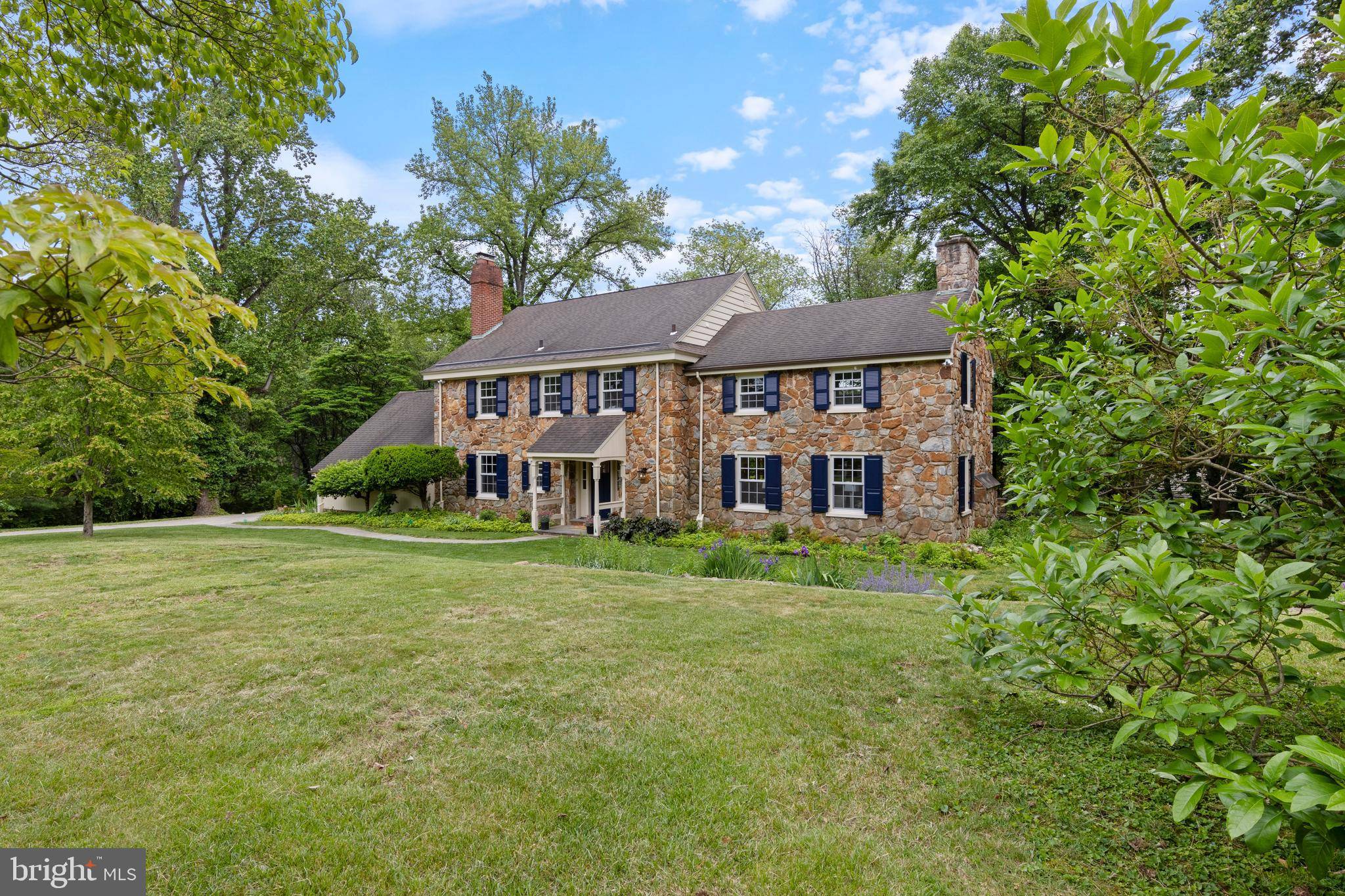 Gladwyne, PA 19035,1409 BEAUMONT DR