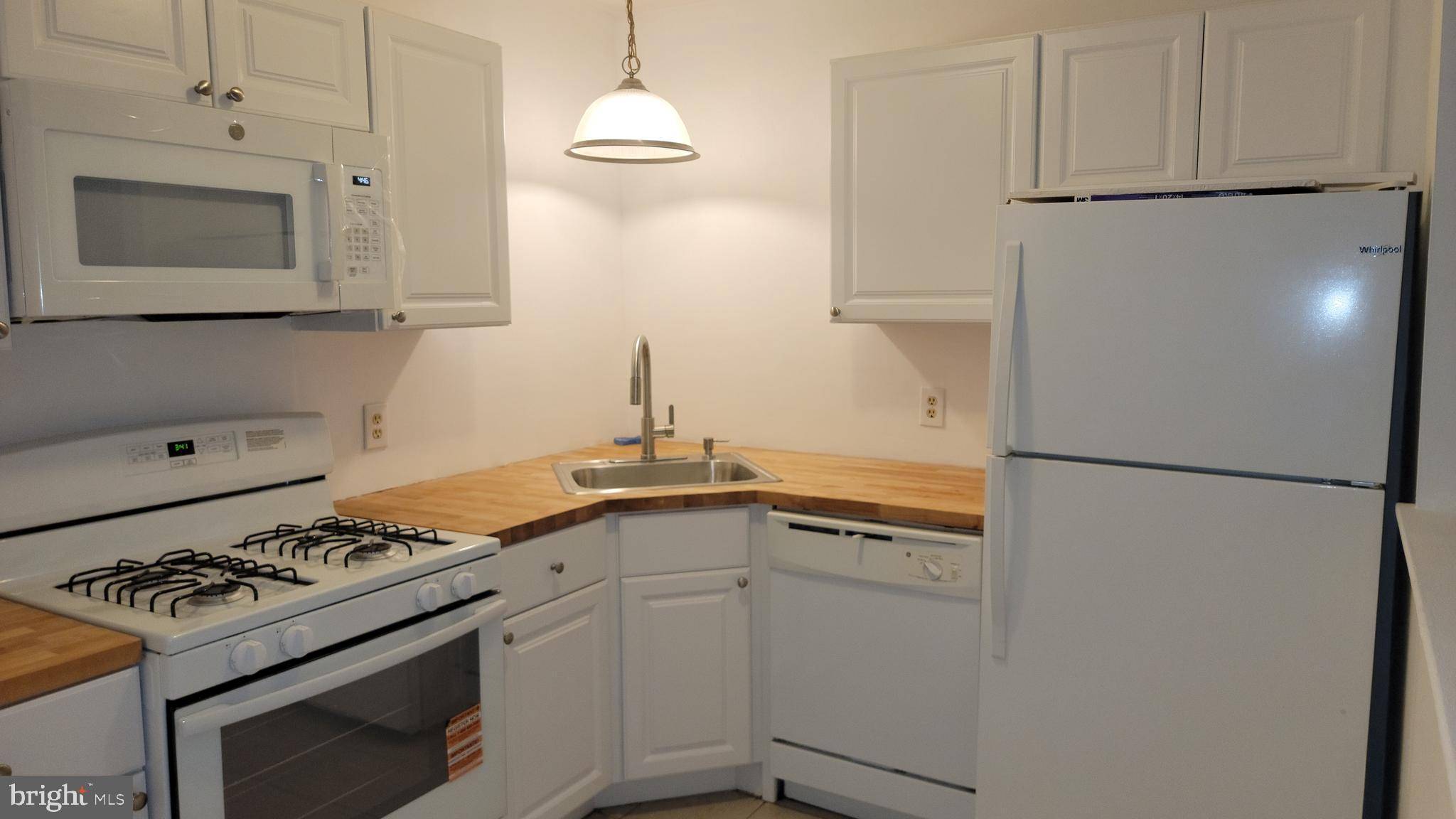 Little Egg Harbor Twp, NJ 08087,47 PIN OAK LN