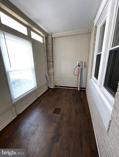 Philadelphia, PA 19142,6514 ALLMAN ST