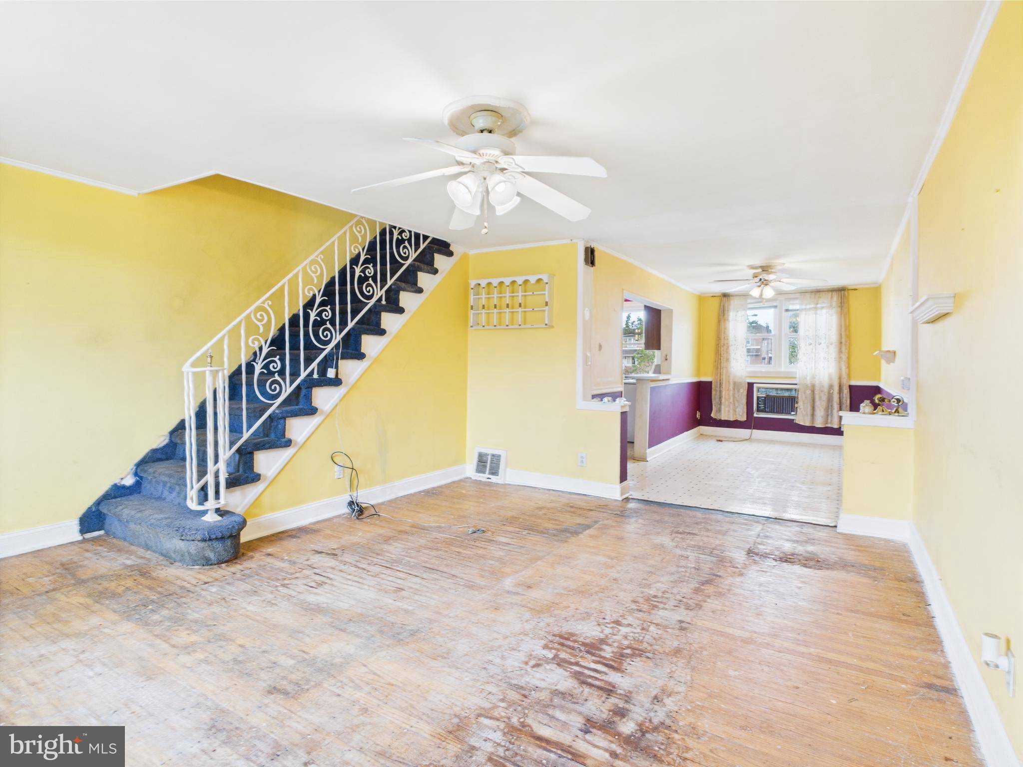 Philadelphia, PA 19135,6116 TACKAWANNA ST