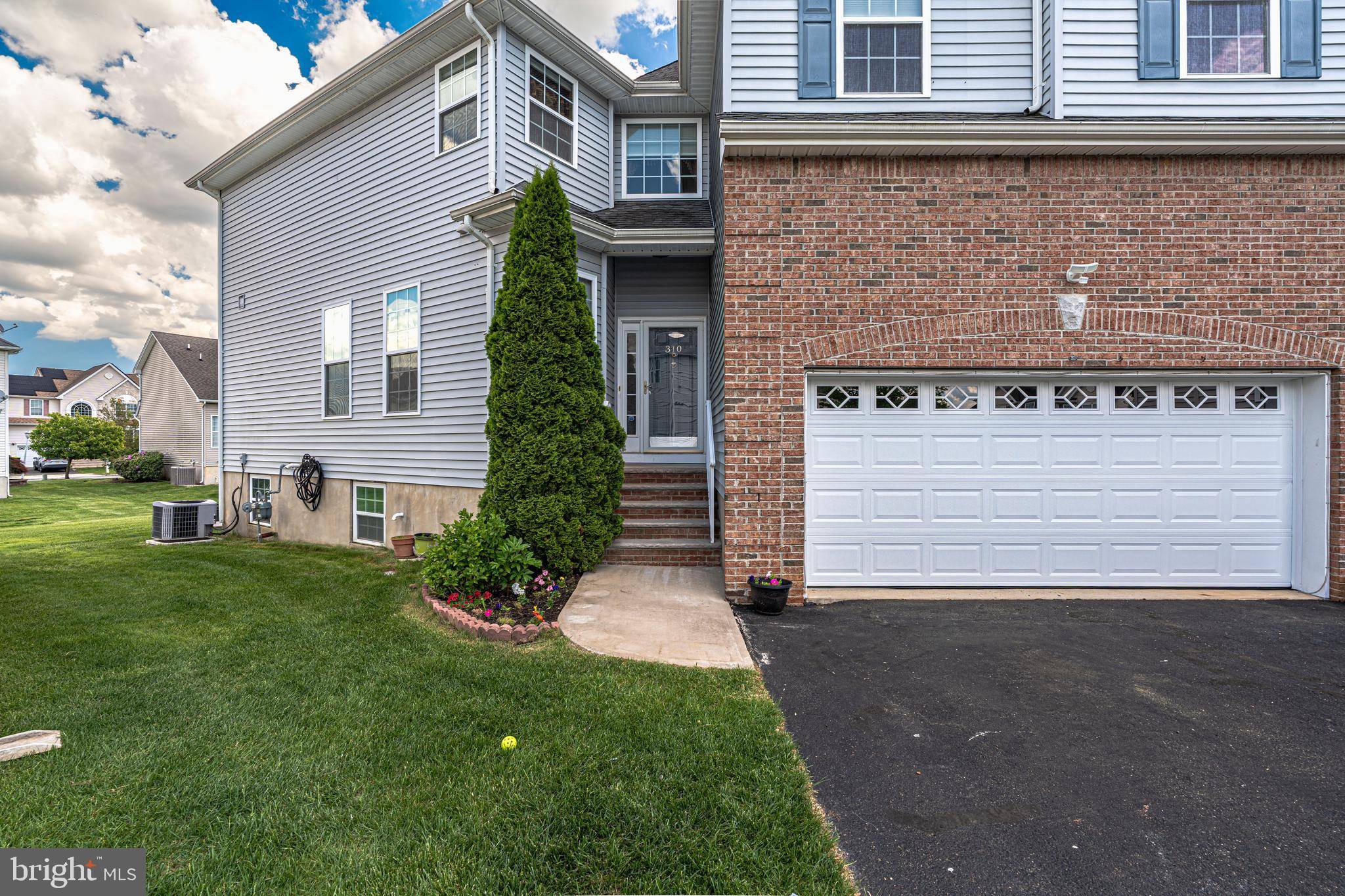 Monroe Twp, NJ 08831,310 MORNING GLORY DR