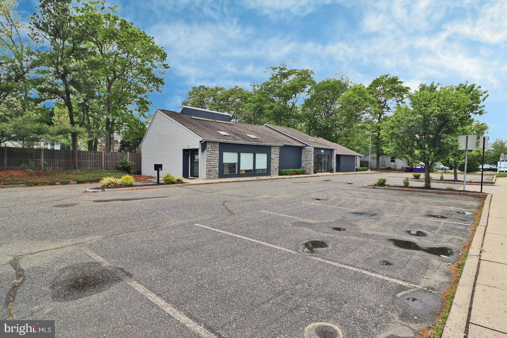 Forked River, NJ 08731,801 LACEY RD