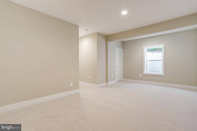 Falls Church, VA 22043,1829 GRIFFITH RD