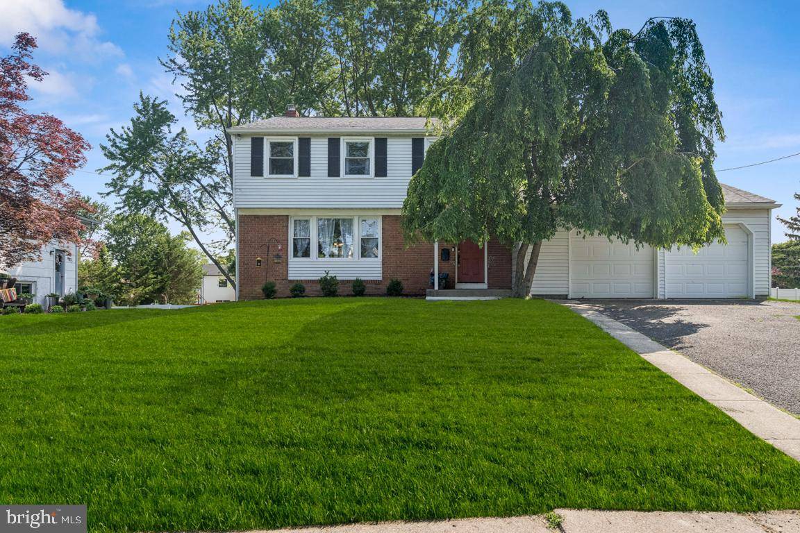 Cherry Hill, NJ 08002,24 ORCHID LN