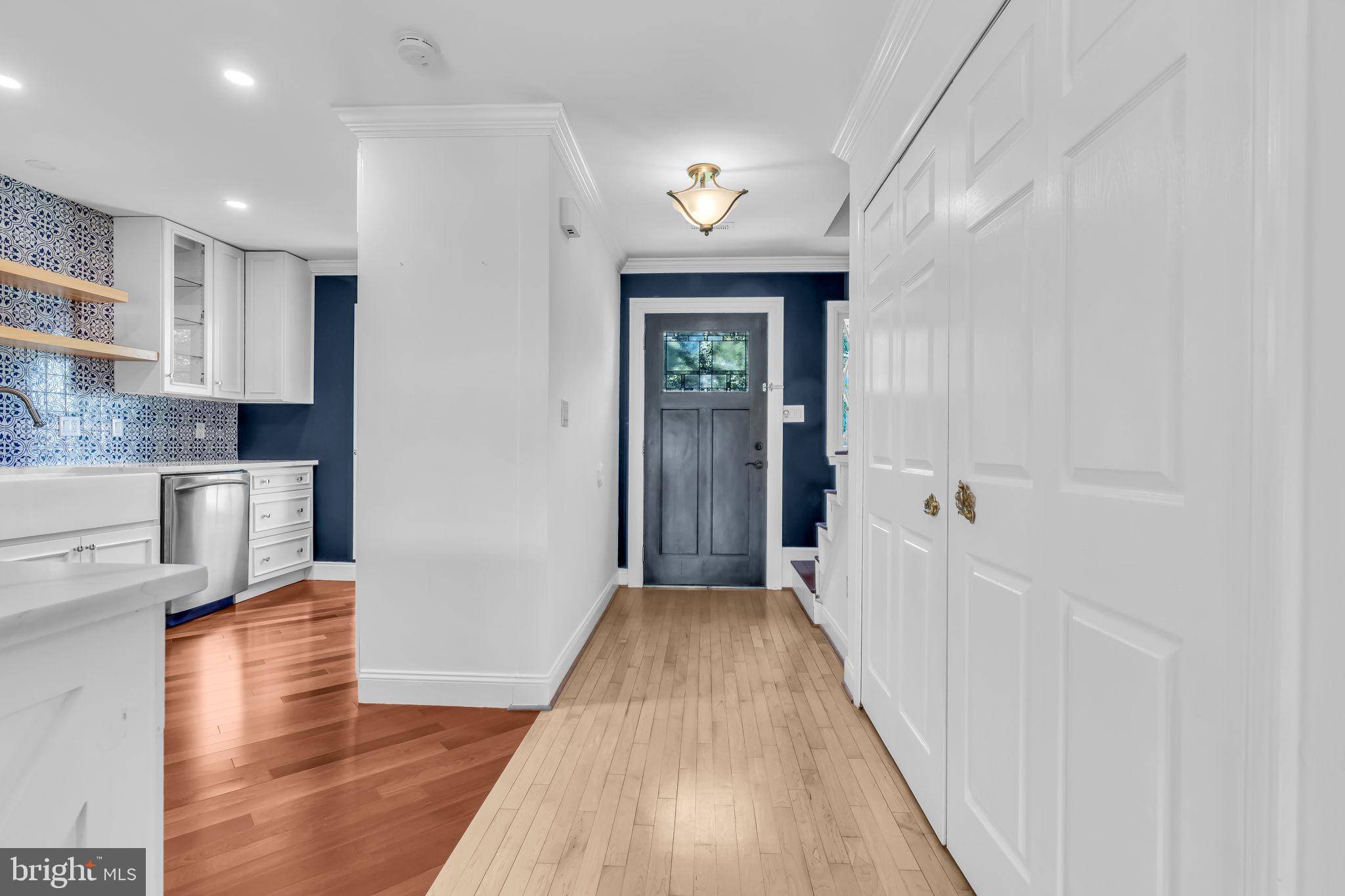 Chantilly, VA 20151,13634 POPLAR TREE RD