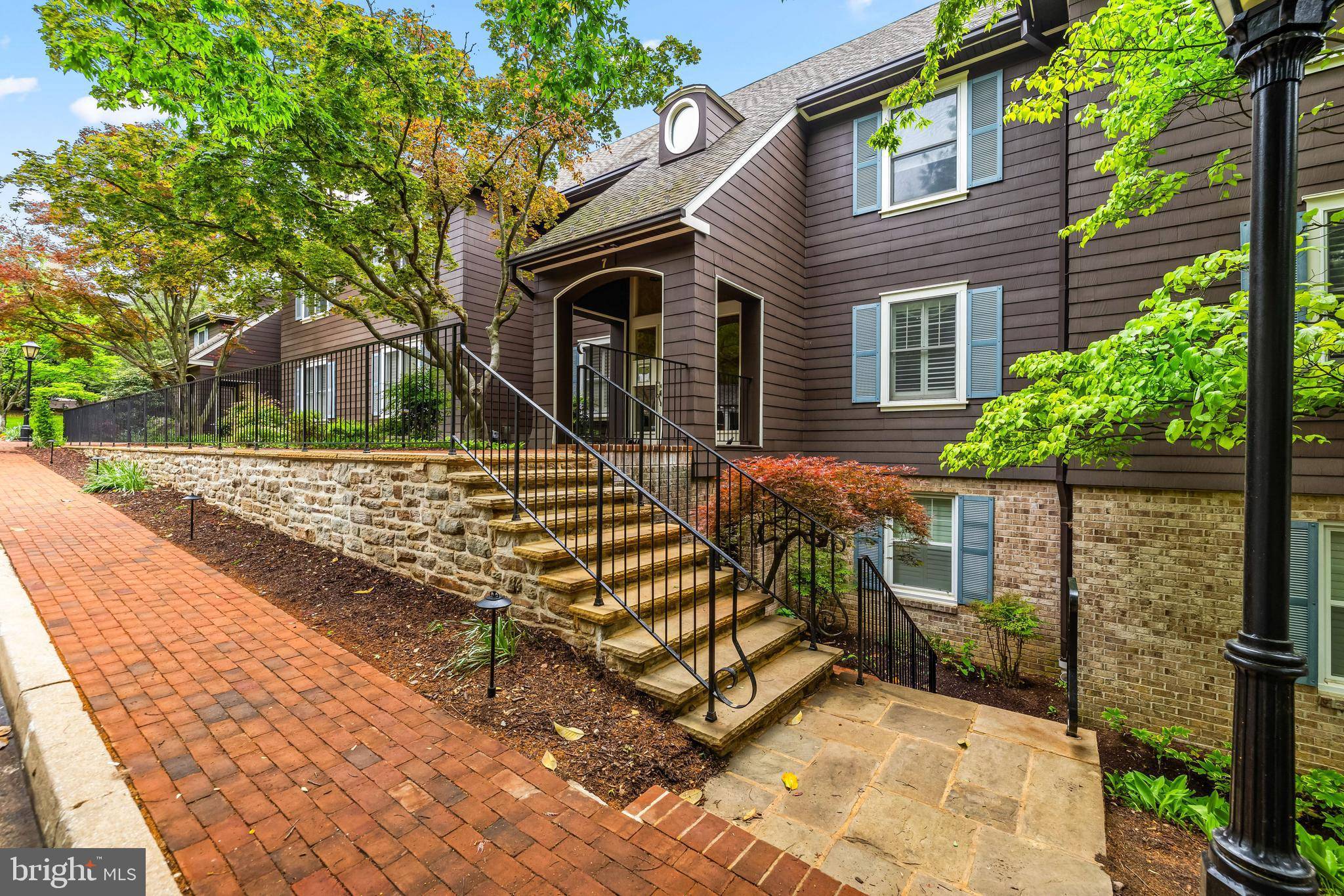 Baltimore, MD 21210,7 DEVON HILL ROAD #A4