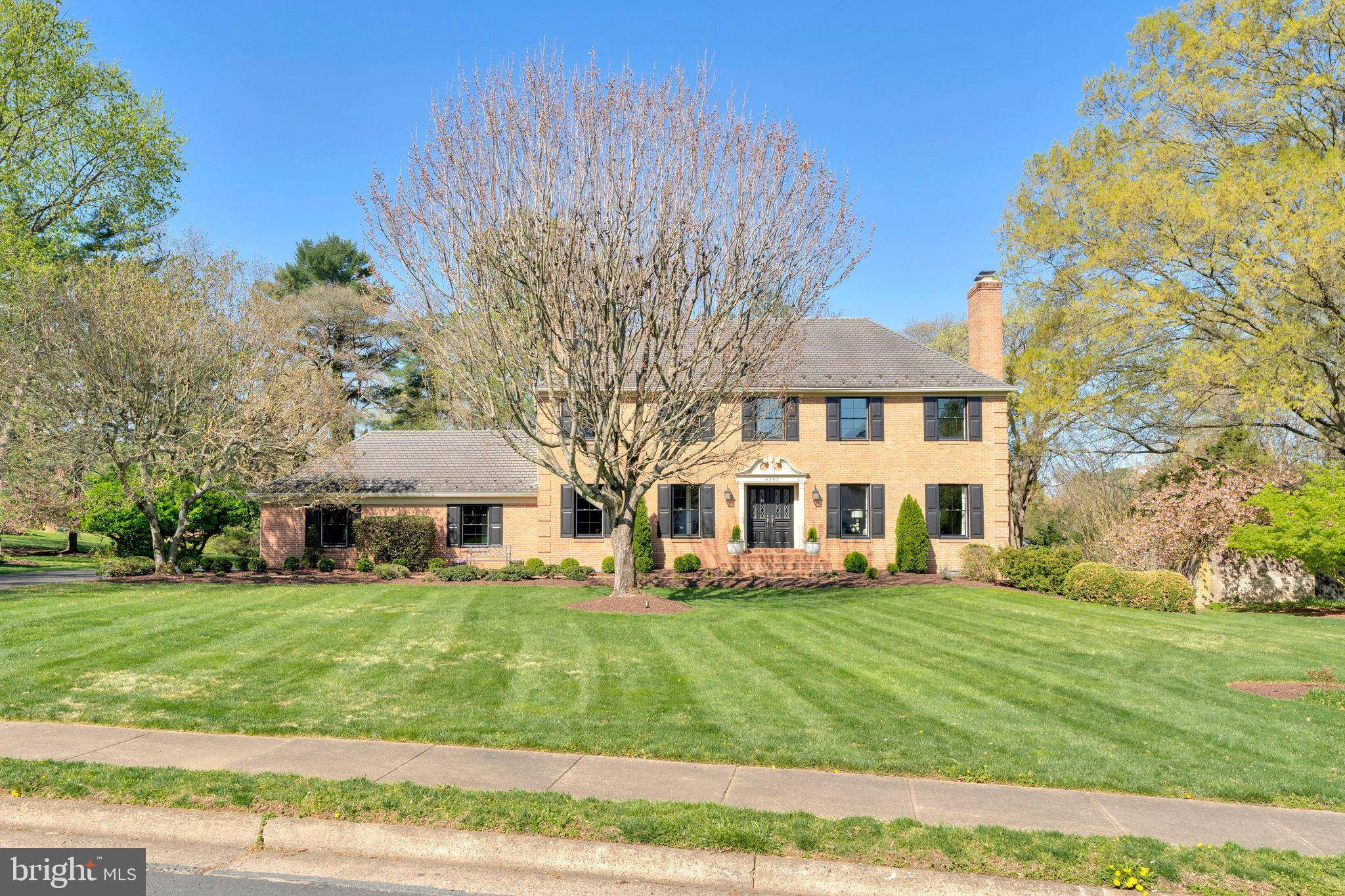Mclean, VA 22101,6363 LYNWOOD HILL RD