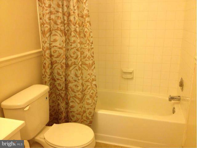 Great Falls, VA 22066,10173 YORKTOWN WAY