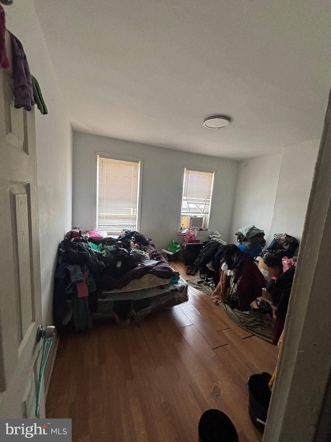 Philadelphia, PA 19124,1734 GILLINGHAM ST