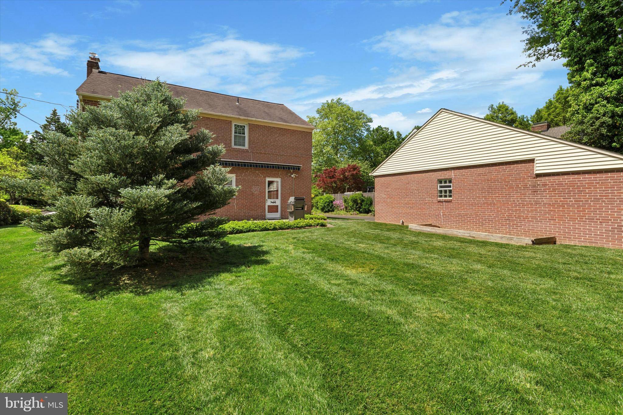 Elkins Park, PA 19027,949 LAURANCE AVE
