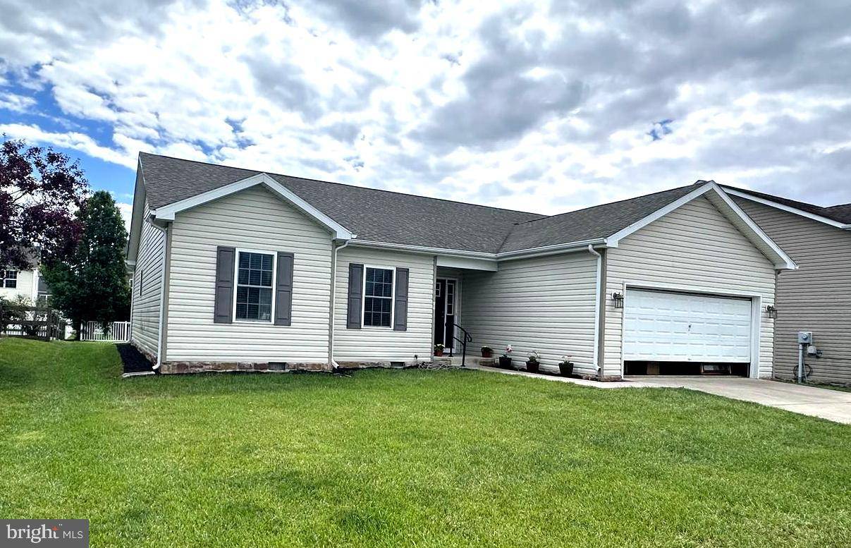 Martinsburg, WV 25403,69 TOULOUSE LN