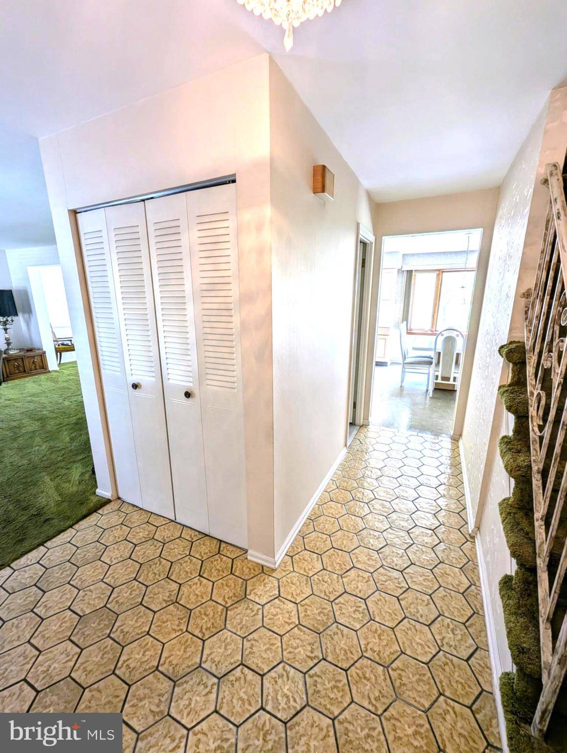 Brookhaven, PA 19015,515 CAMELOT DR