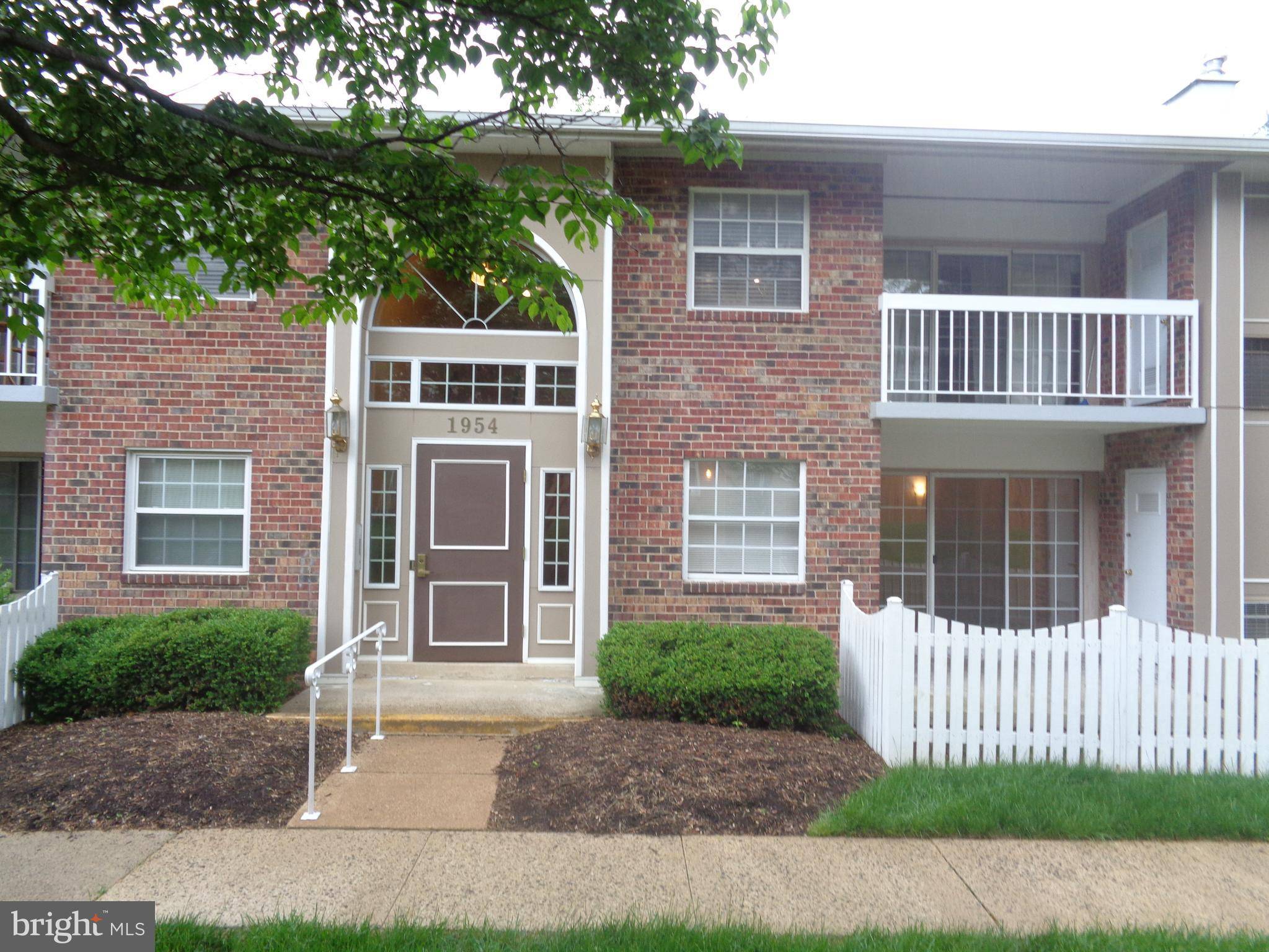 Mclean, VA 22102,1954 KENNEDY DR #104