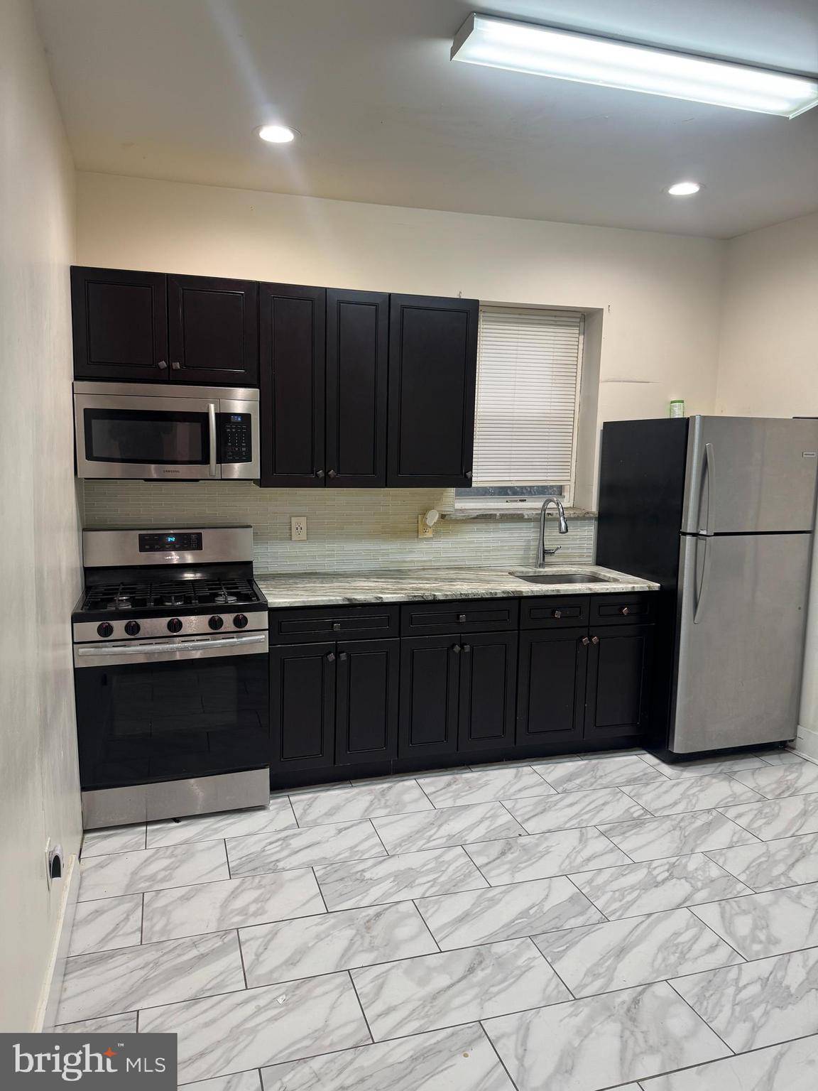 Philadelphia, PA 19143,5233 CHESTER AVE