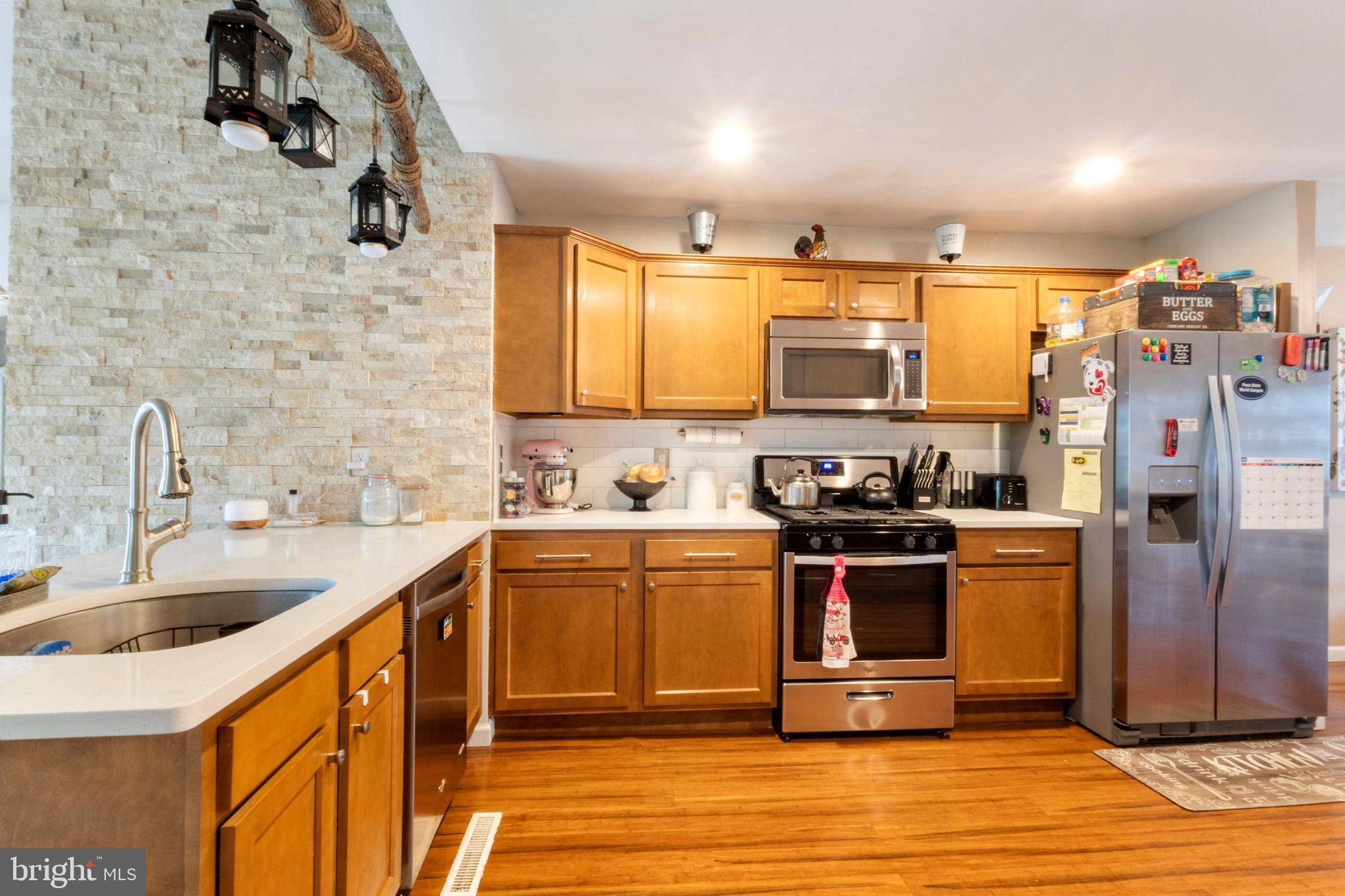 Bensalem, PA 19020,3063 ESSINGTON WAY