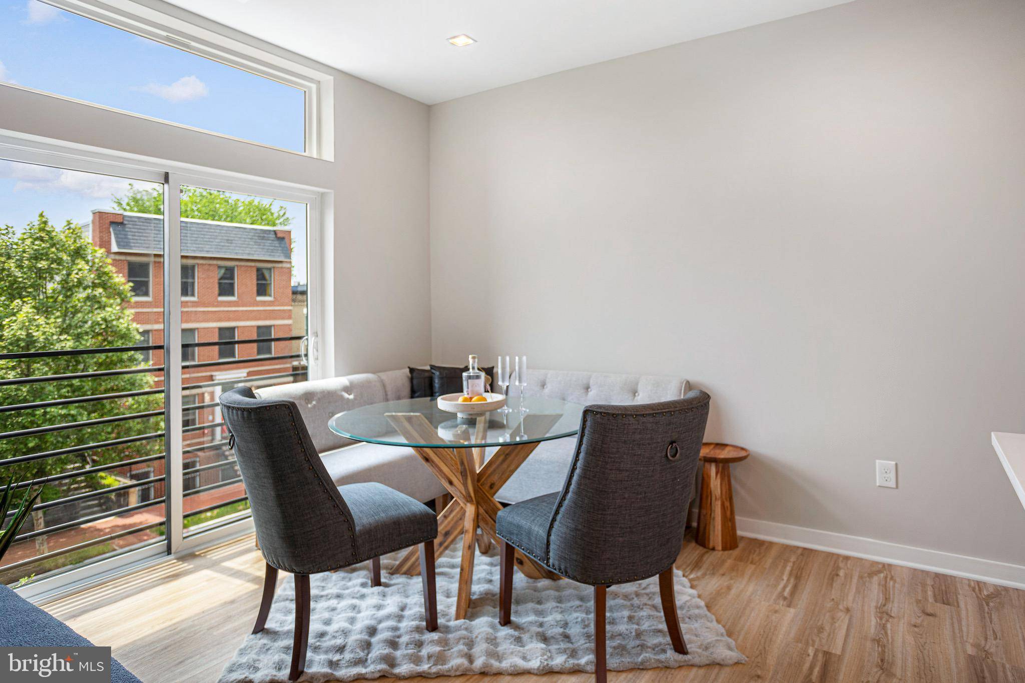 Washington, DC 20002,1358 FLORIDA AVE NE #302