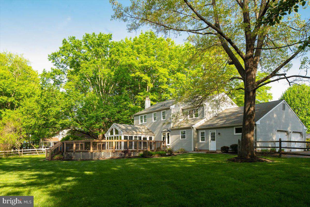Washington Crossing, PA 18977,105 GLENWOOD DR