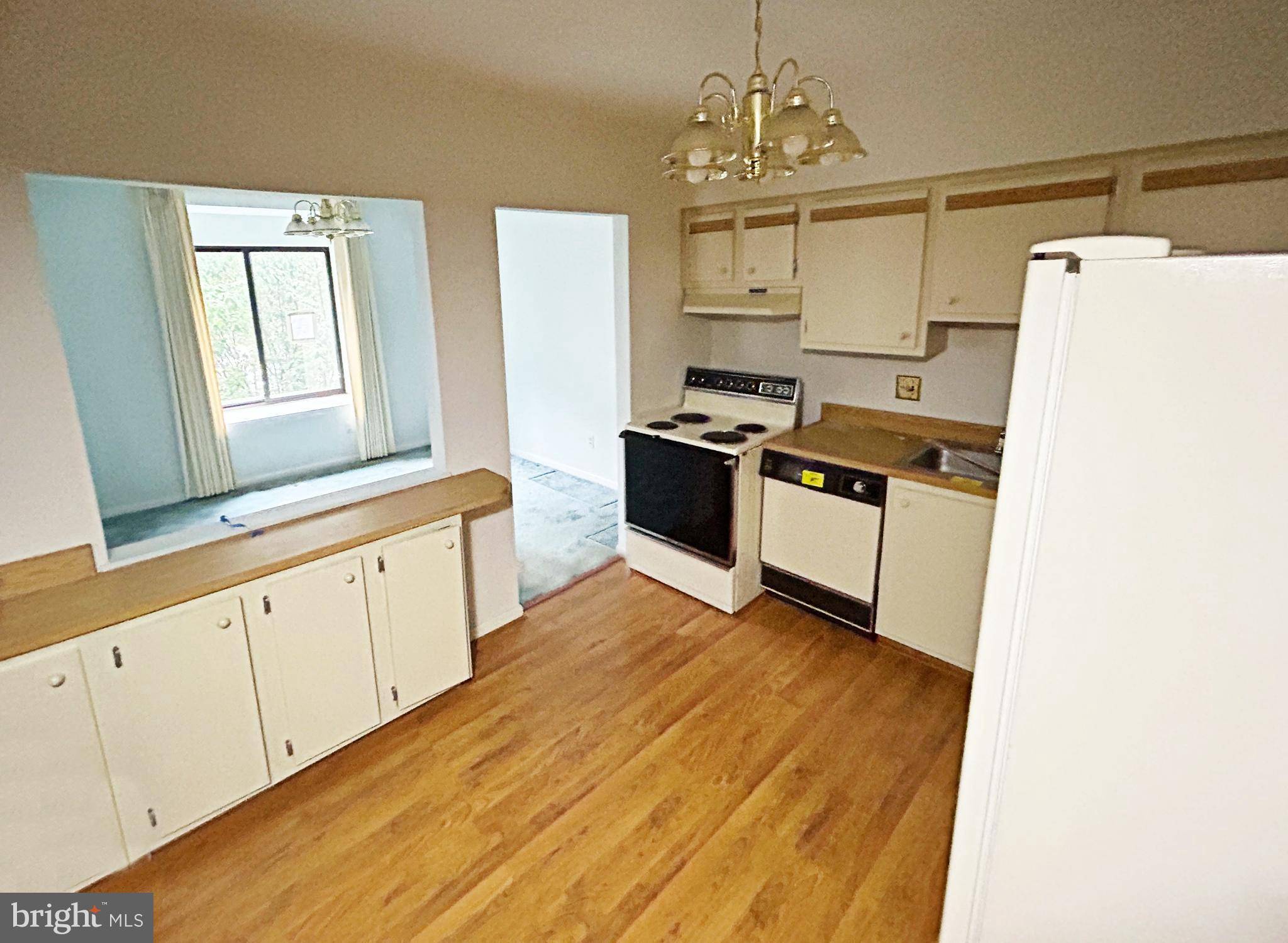 Lutherville Timonium, MD 21093,15 GLENAMOY CT #202