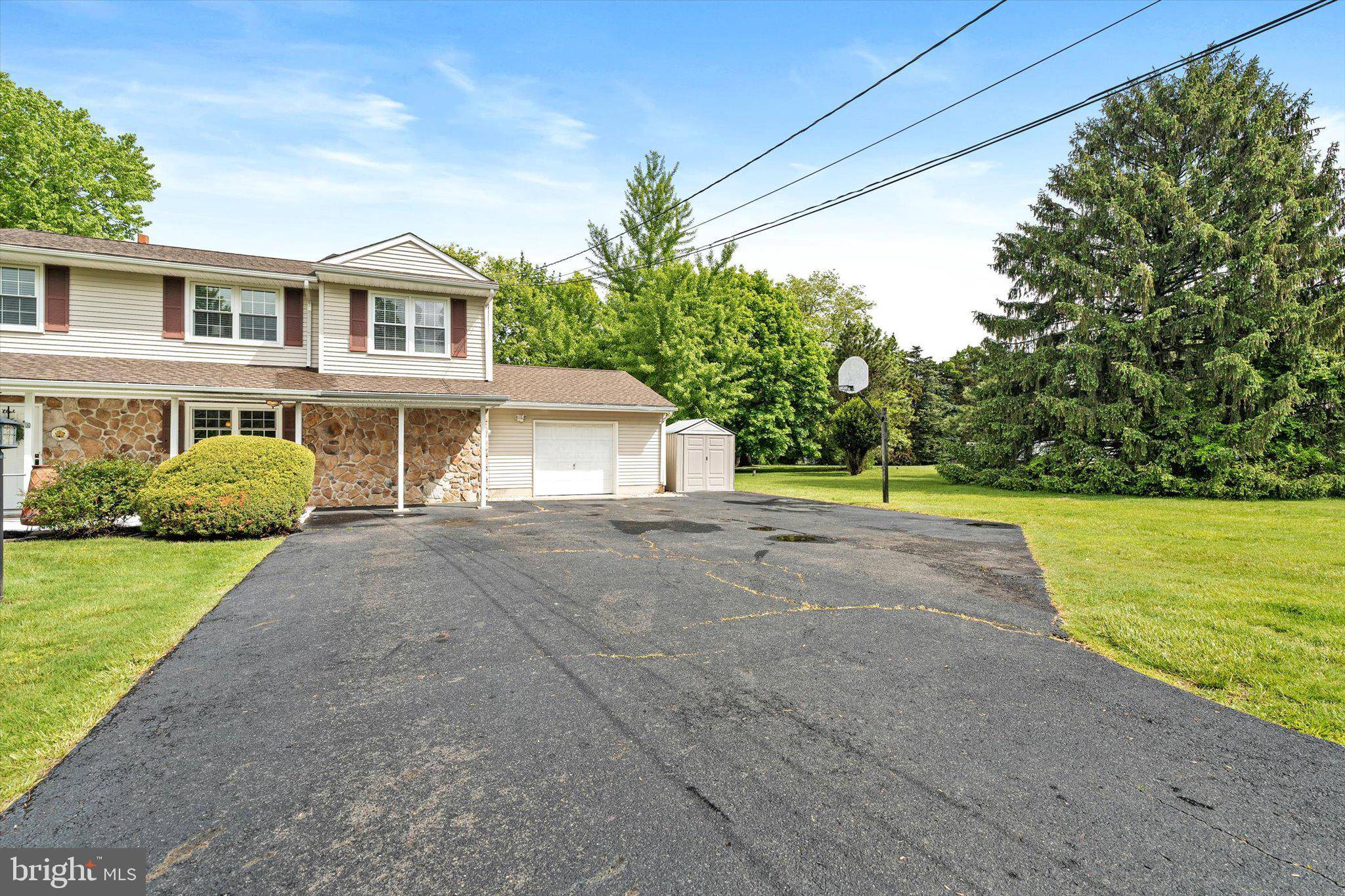 Robbinsville, NJ 08691,73 TINDALL RD