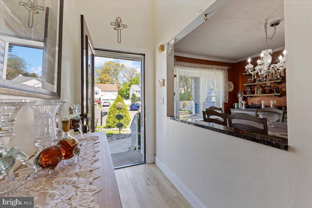 Helmetta, NJ 08828,15 SUTTON PL