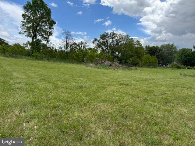 Kearneysville, WV 25430,2.15 ACRE MA AND PA PARKWAY