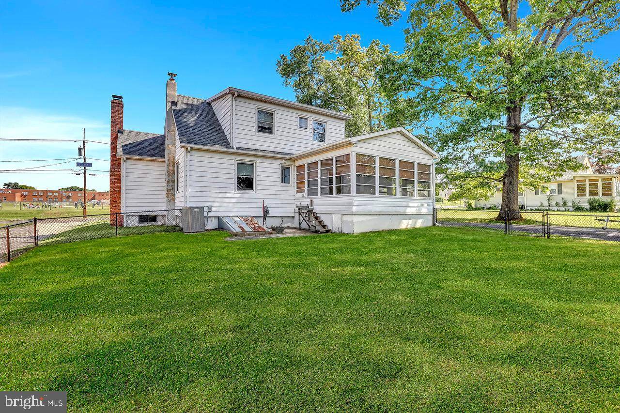 Florence, NJ 08518,534 E FIFTH ST