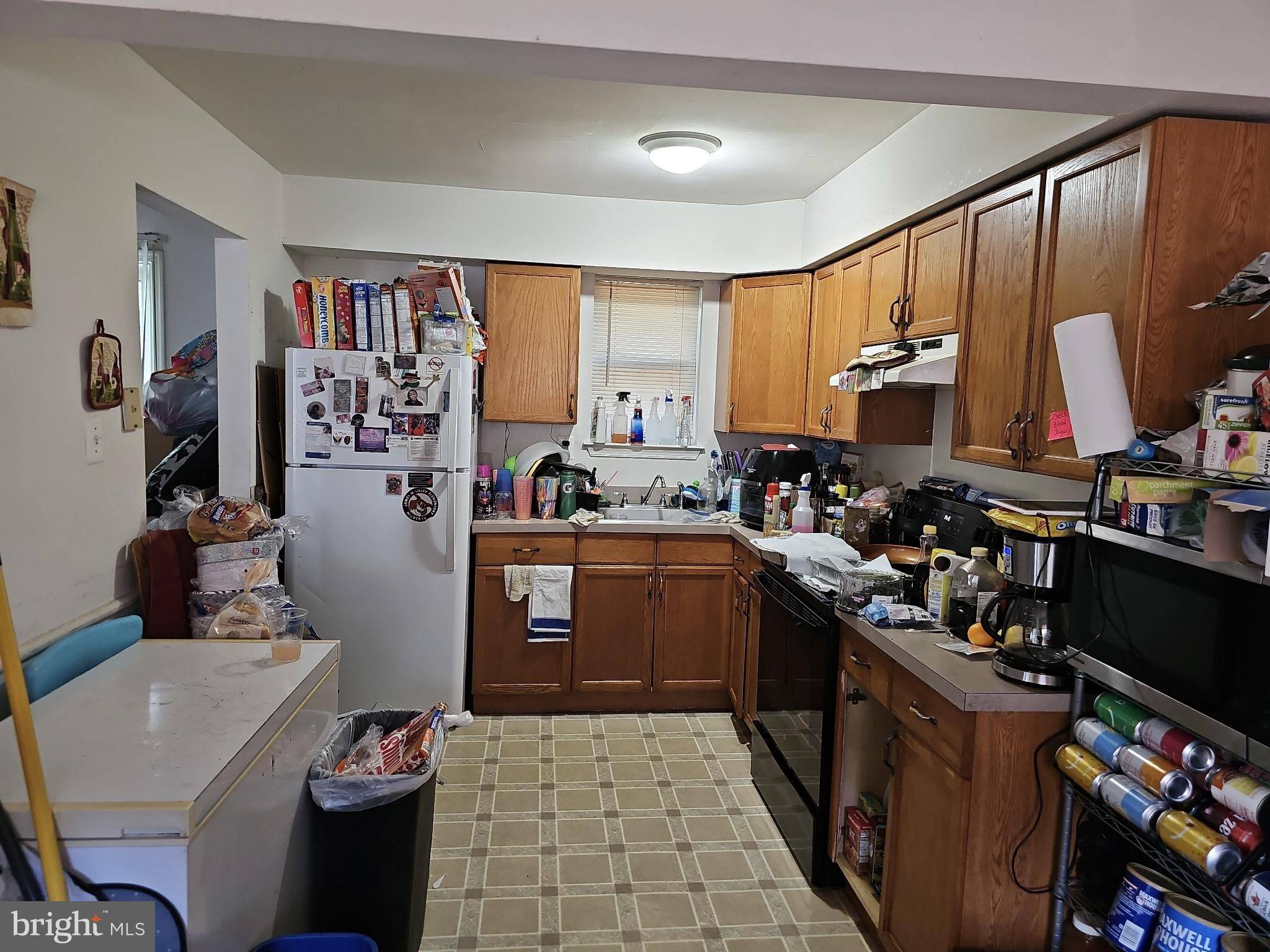 Sicklerville, NJ 08081,135 HAMPSHIRE RD