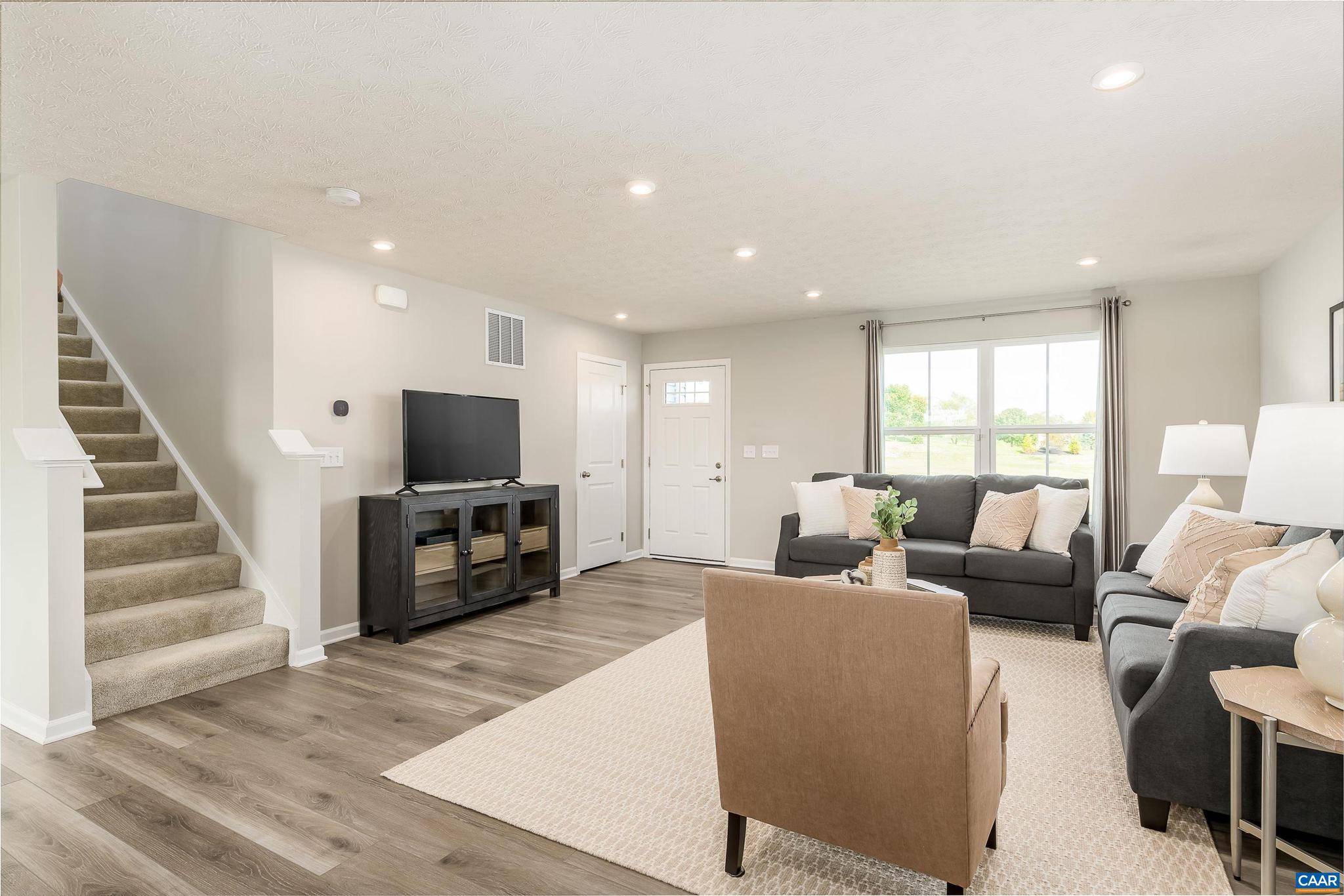 Barboursville, VA 22923,166 GLACIER AVE