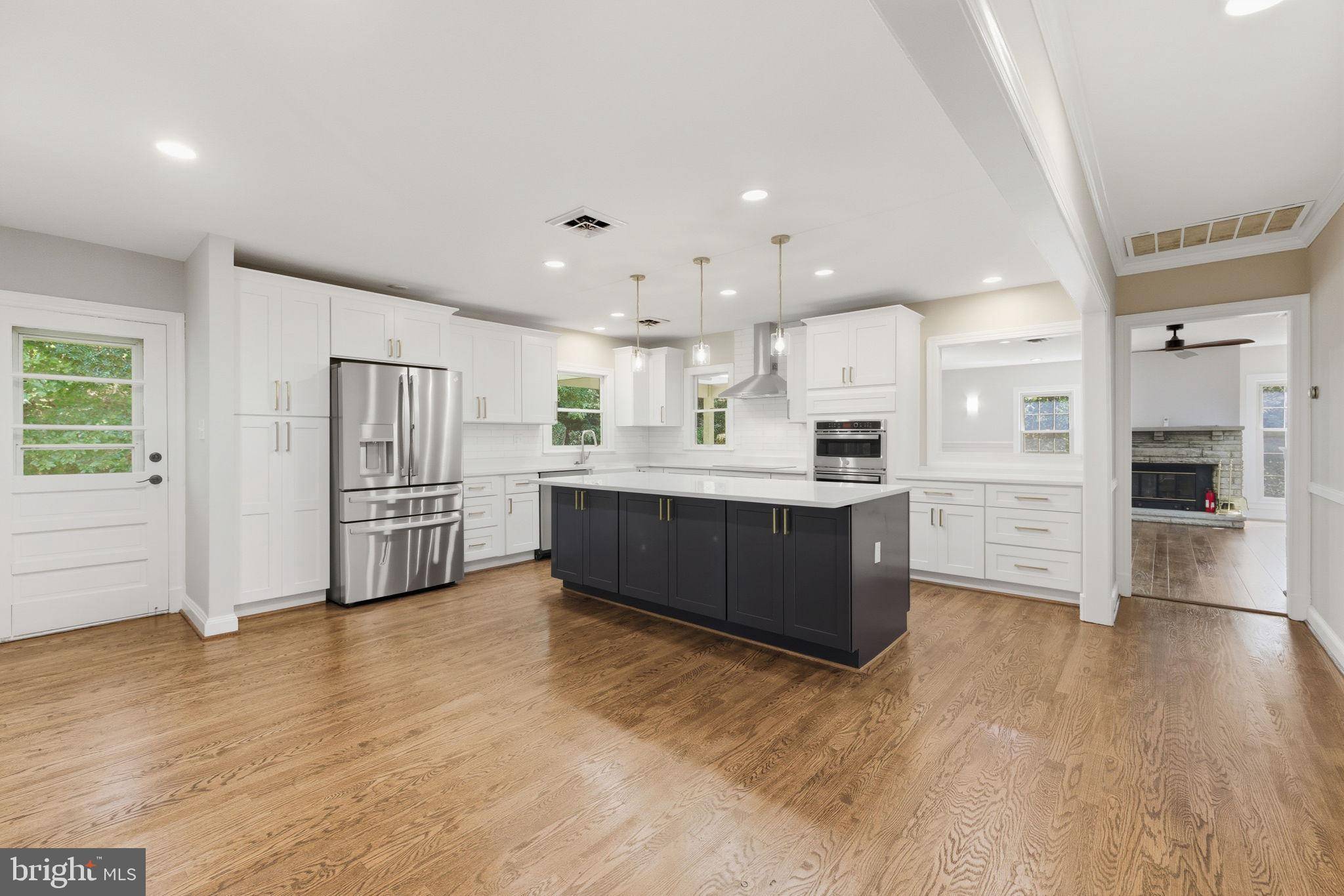 Fairfax, VA 22030,4801 FOX CHAPEL RD