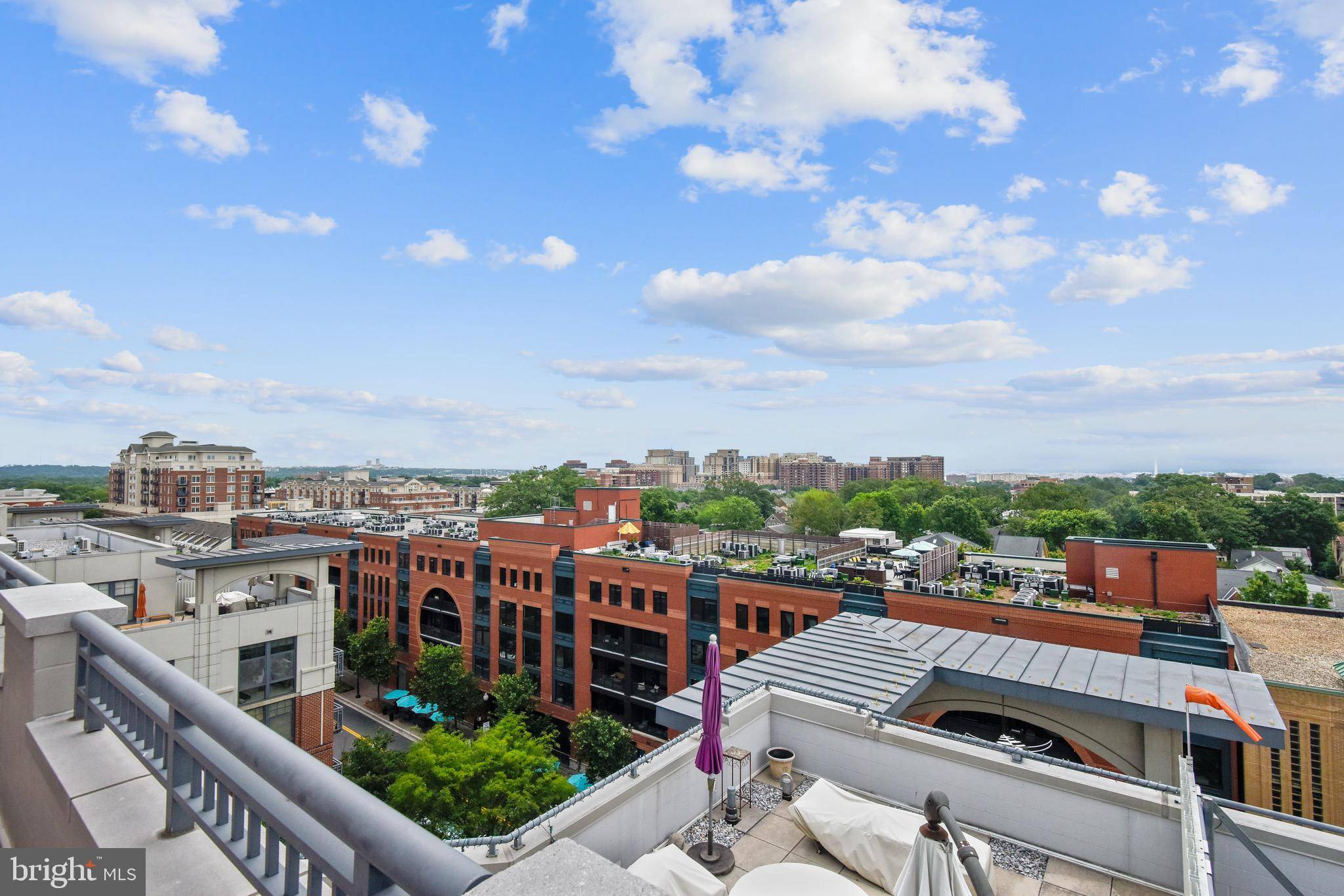 Arlington, VA 22201,1021 N GARFIELD ST #206