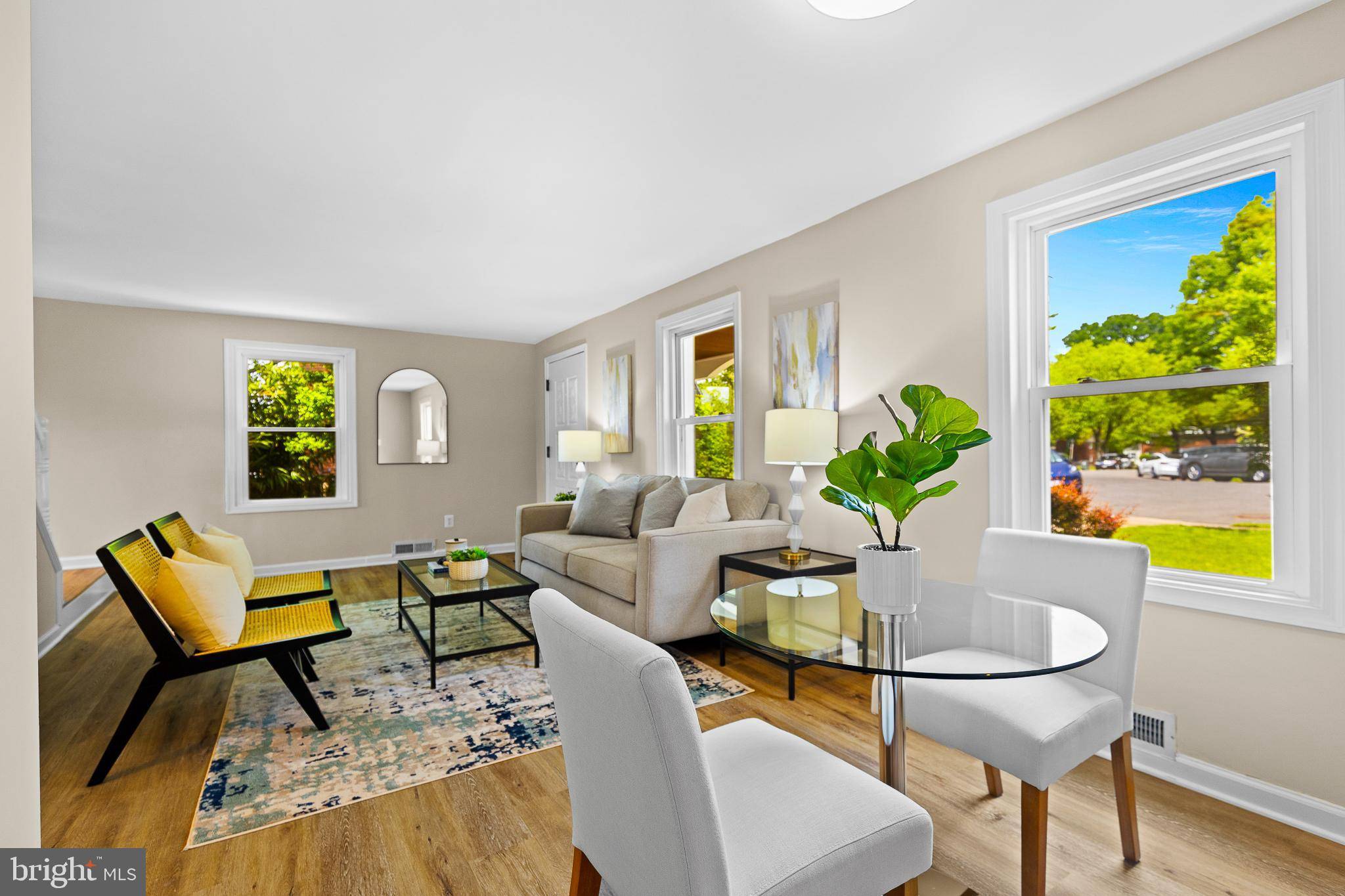 Arlington, VA 22205,5802 15TH ST N