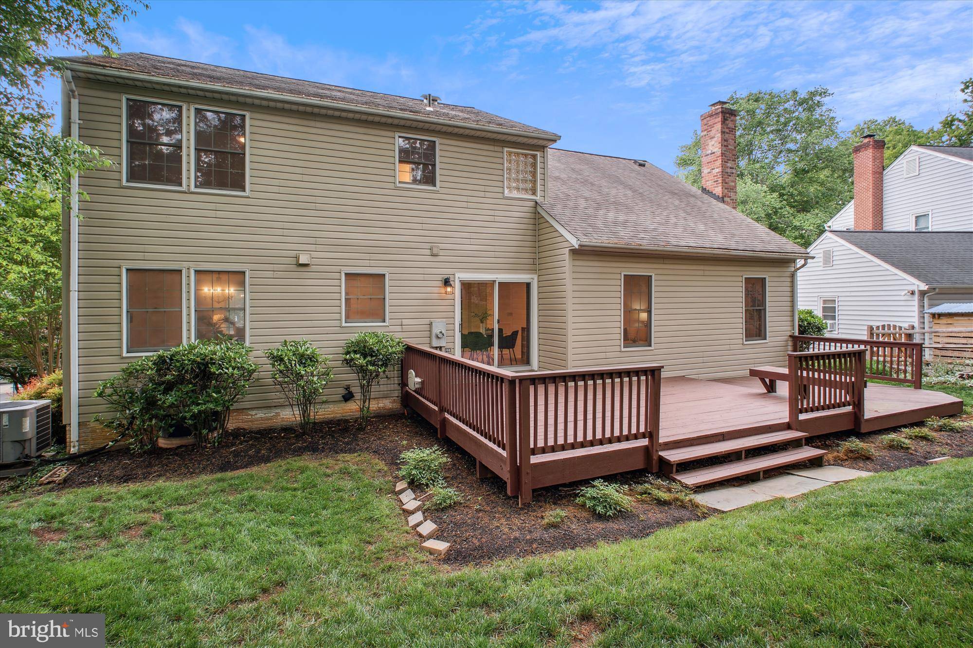 Reston, VA 20191,11444 TANBARK DR
