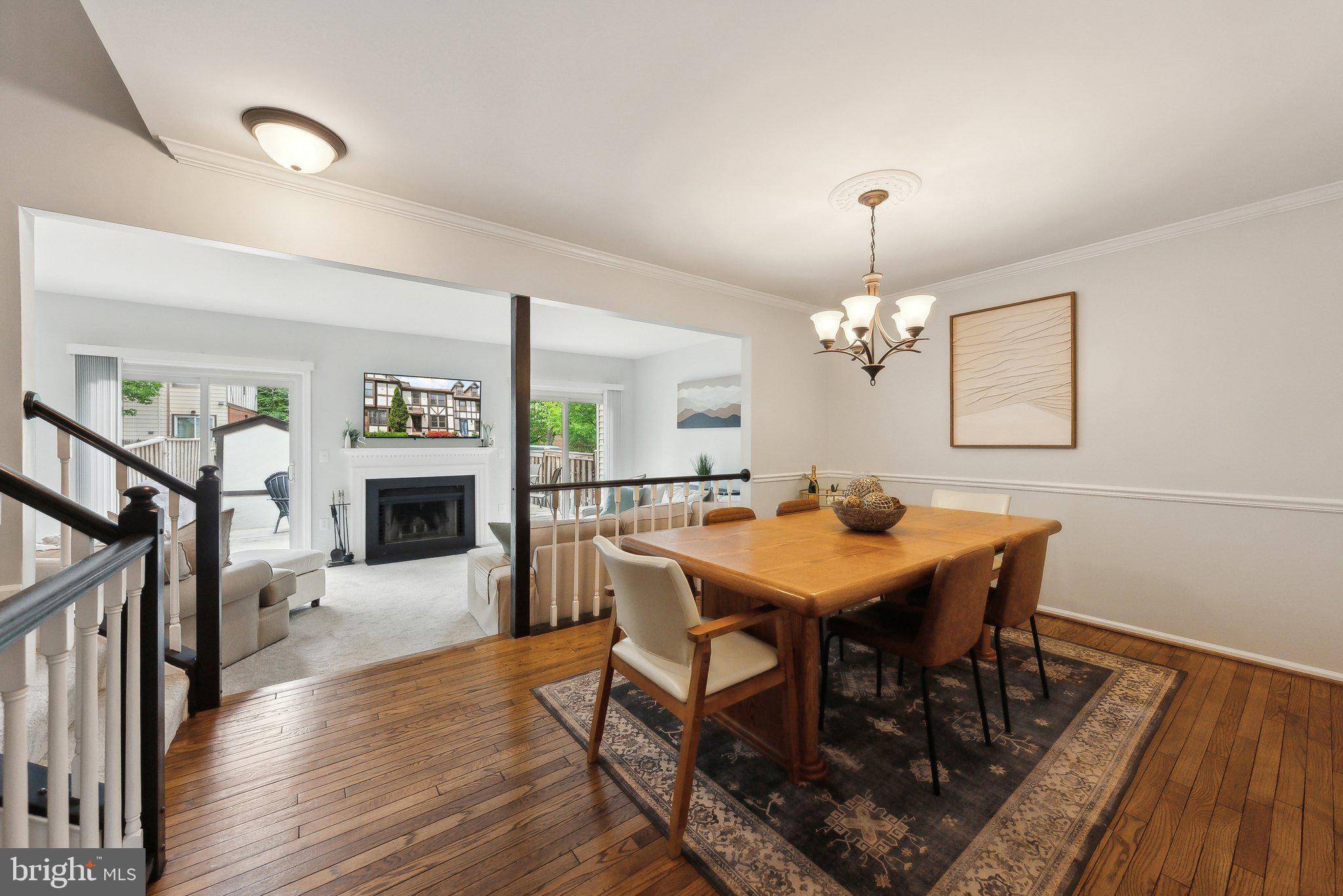 Sterling, VA 20165,33 LYNDHURST CT