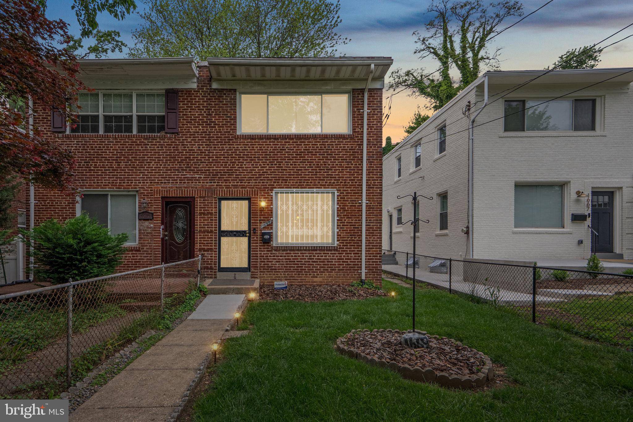 Washington, DC 20020,1669 FORT DUPONT ST SE