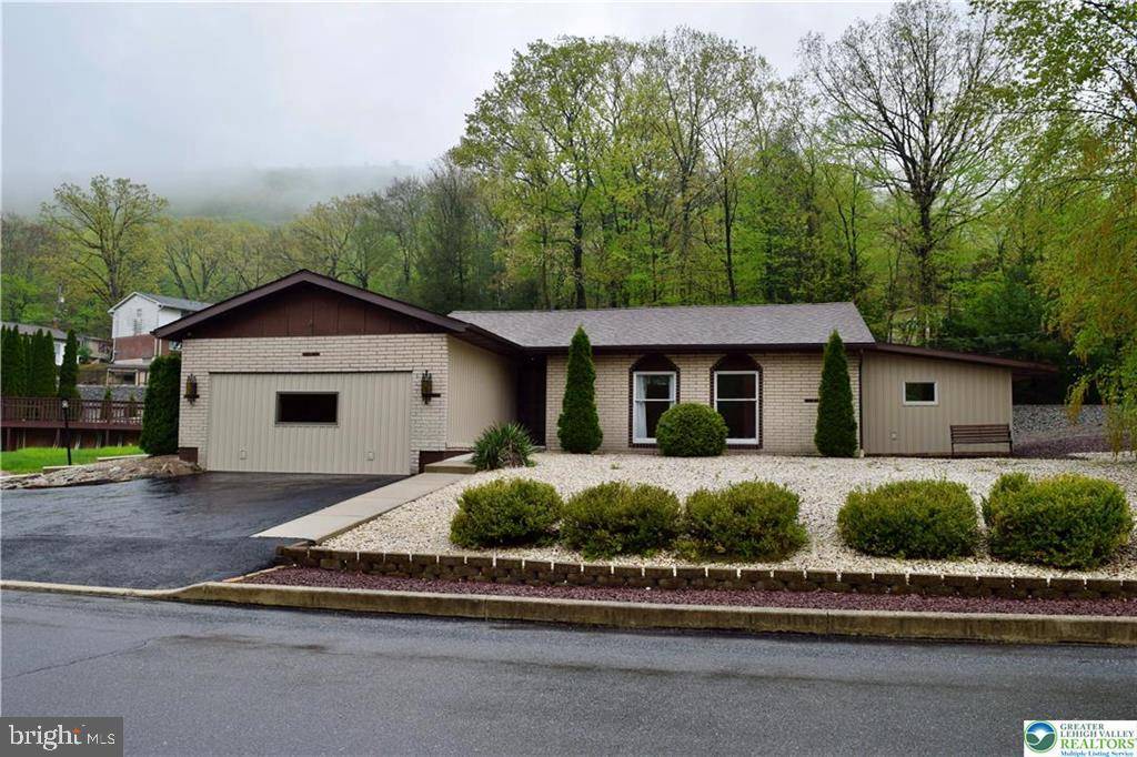 Nesquehoning, PA 18240,25 PARK AVE