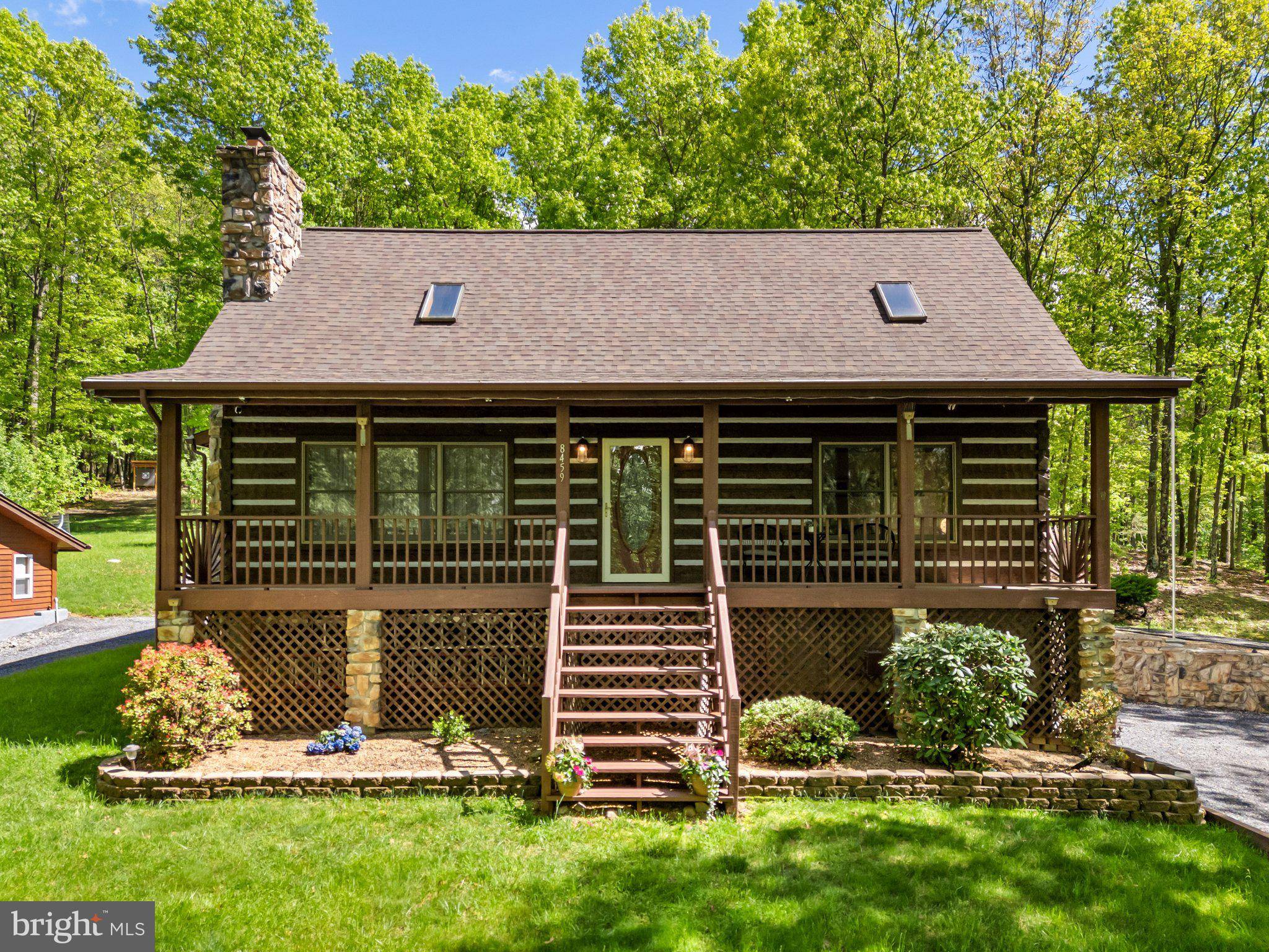 Gore, VA 22637,8459 NORTHWESTERN PIKE